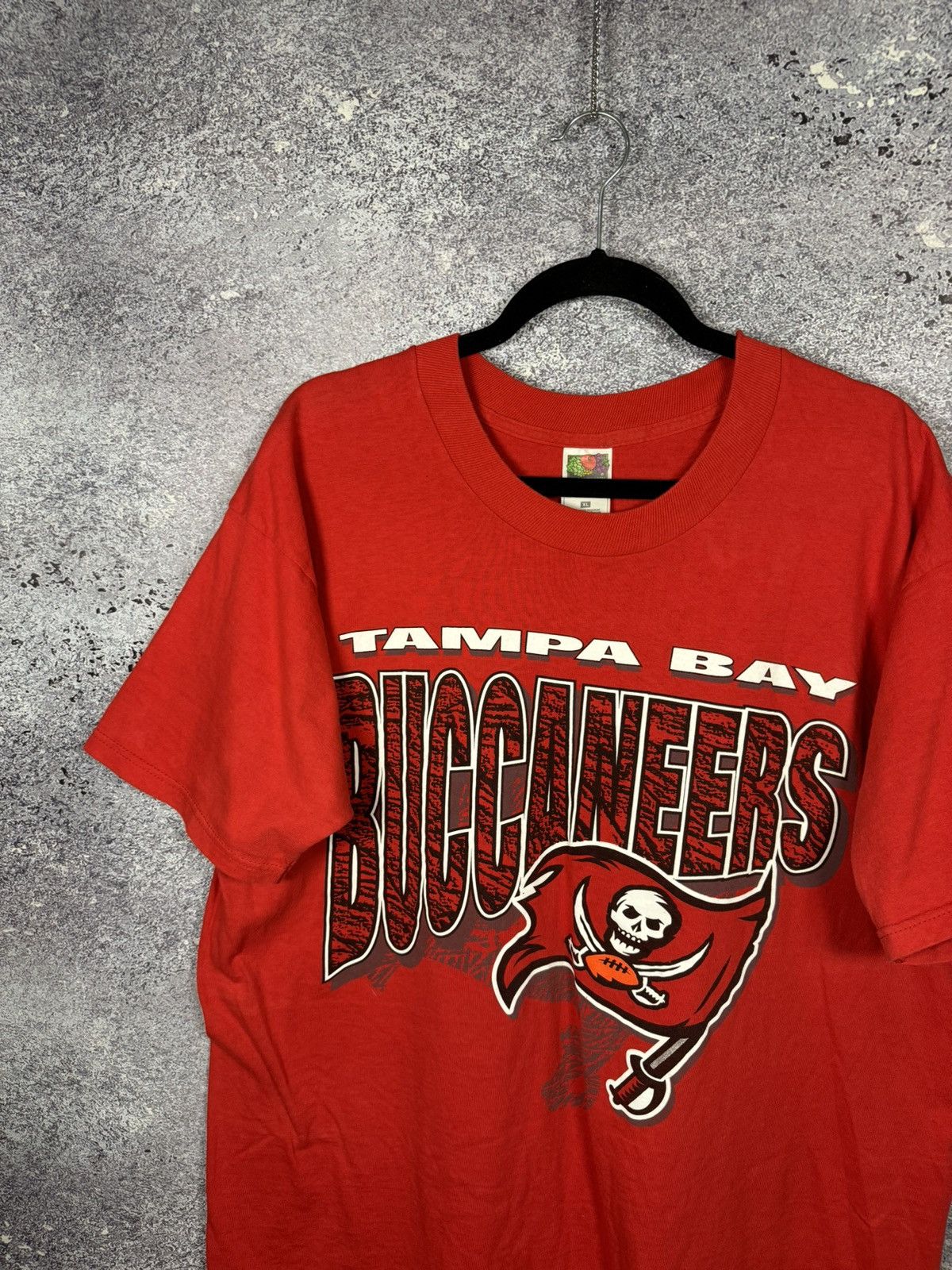 NHL 00’s Vibtage Tampa Bay Buccaneers Red T Shirt Merchandise Size US XL / EU 56 / 4 - 3 Thumbnail