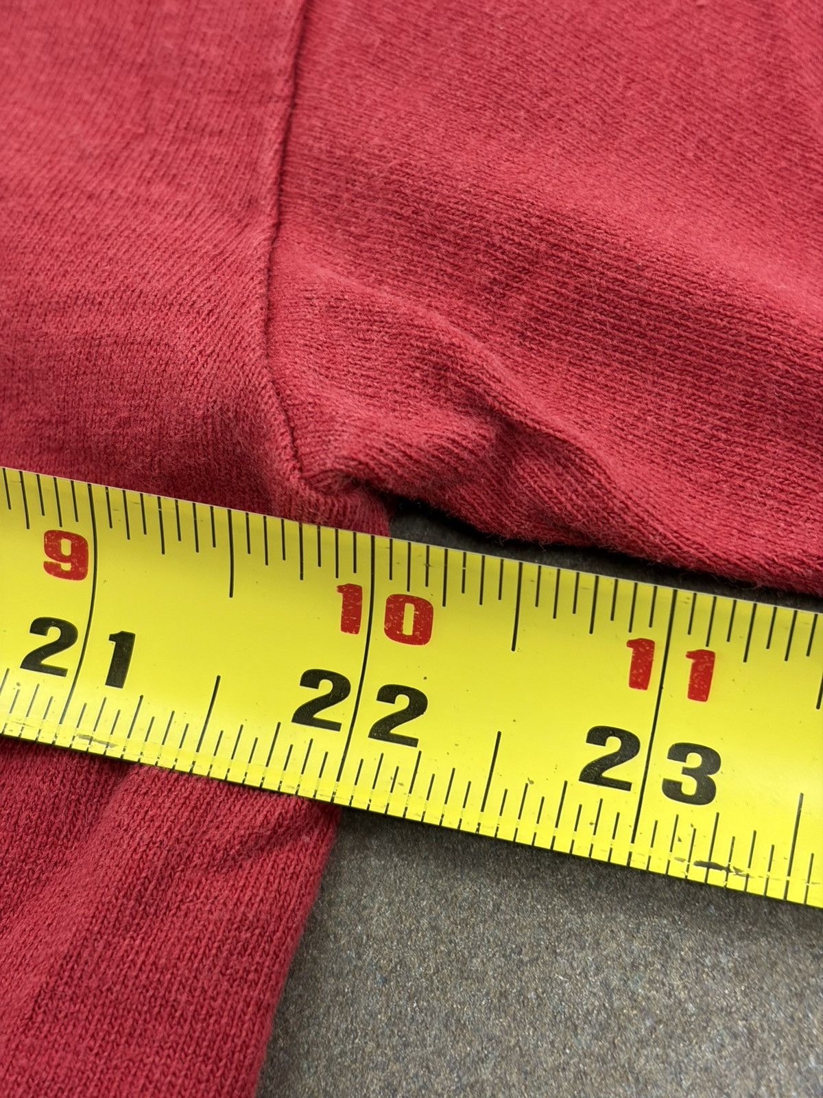 Delta Vtg Y2K Arkansas Razorbacks College Football Graphic Tee Size US L / EU 52-54 / 3 - 7 Thumbnail