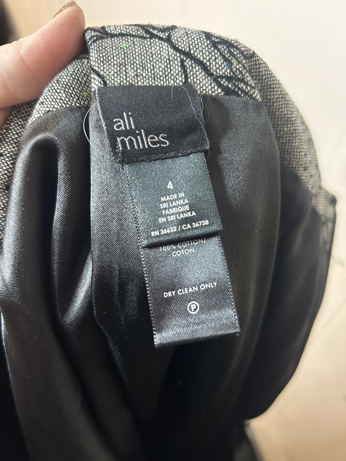 Other Ali Miles Sz 4 Gray Skirt Black Floral Pattern Fit And Flare Size 27" / US 4 / IT 40 - 6 Thumbnail