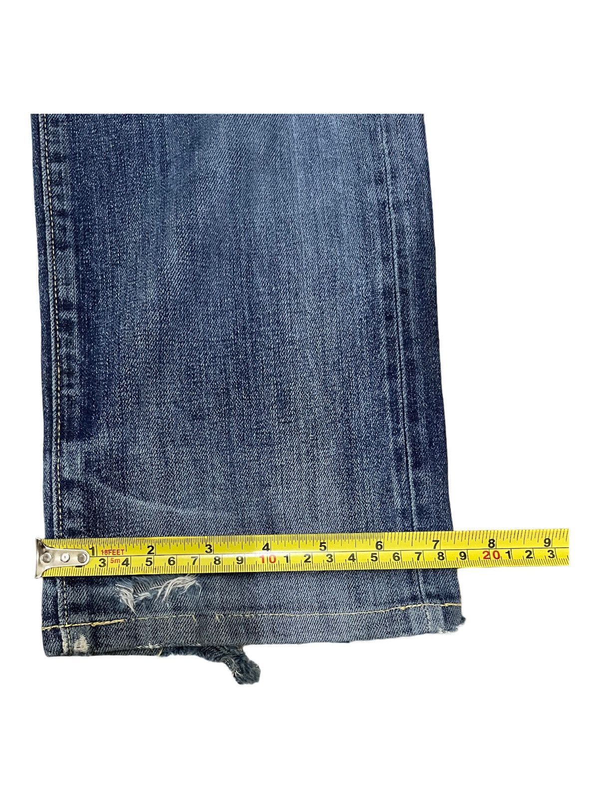Japanese Brand × Jun Takahashi × Uniqlo Vintage Uniqlo Selvedge Blue Naturally Distressed Jeans Size US 36 / EU 52 - 15 Thumbnail