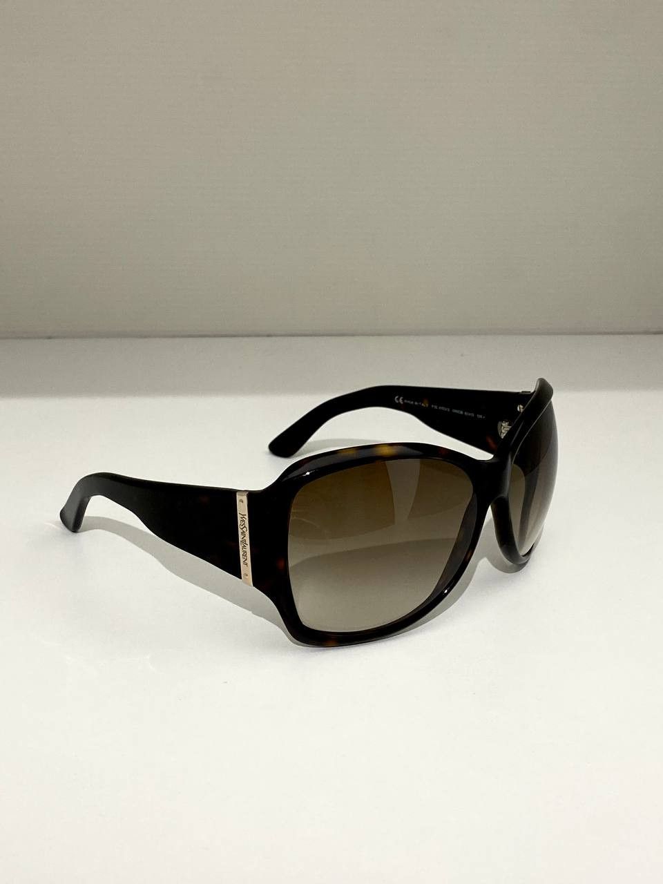 Yves Saint Laurent Yves Saint Laurent YSL Logo Oval Oversized Sunglasses Y2K Size ONE SIZE - 2 Thumbnail