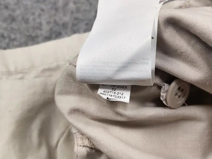 Nike Vintage Nike Cargo Casual Shorts Streetwear Travis Scott Size US 32 / EU 48 - 8 Thumbnail