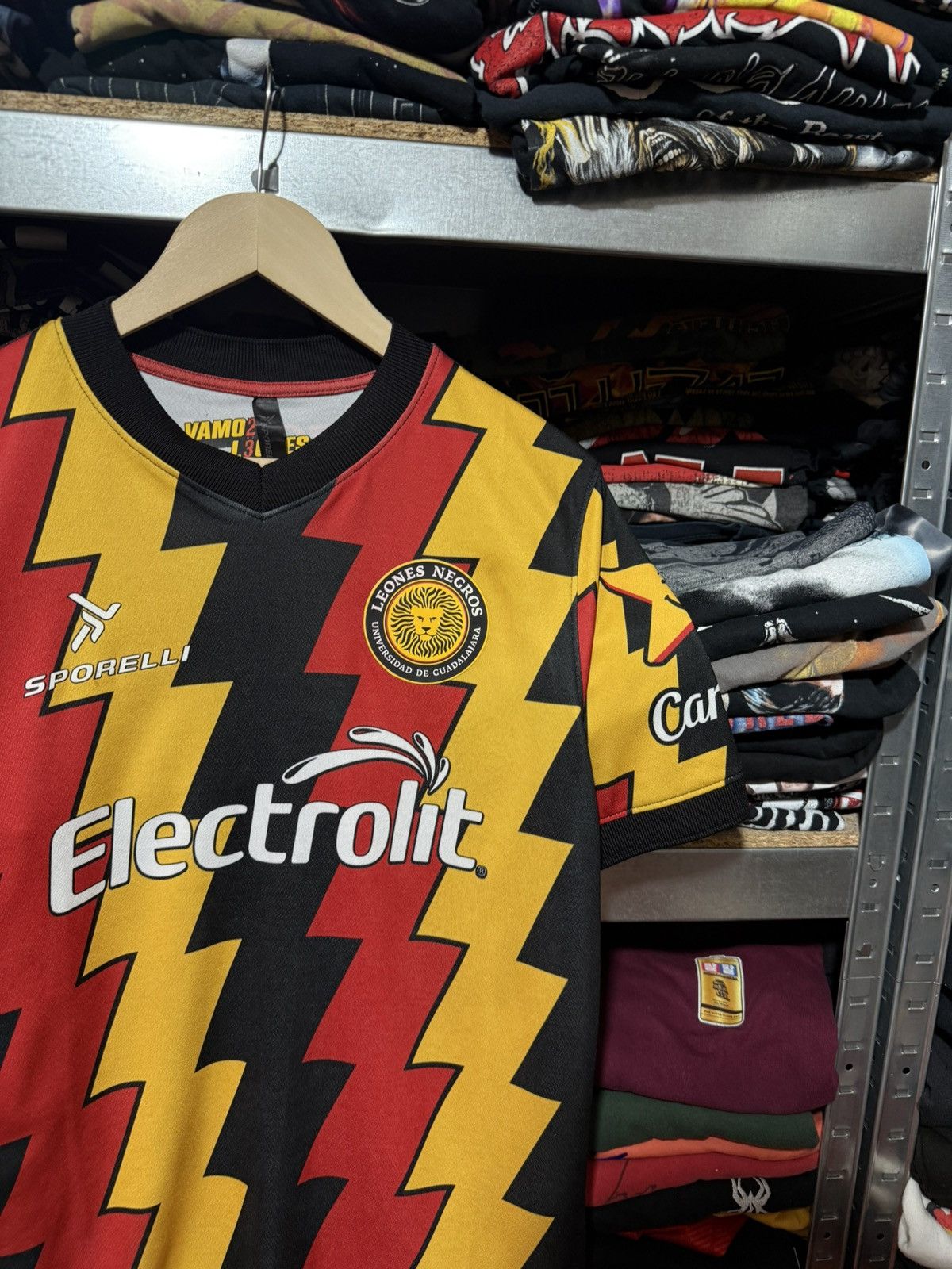 Vintage Sporelli Leones Negros 2022 2023 Home Soccer Football Jersey Size US M / EU 48-50 / 2 - 3 Thumbnail
