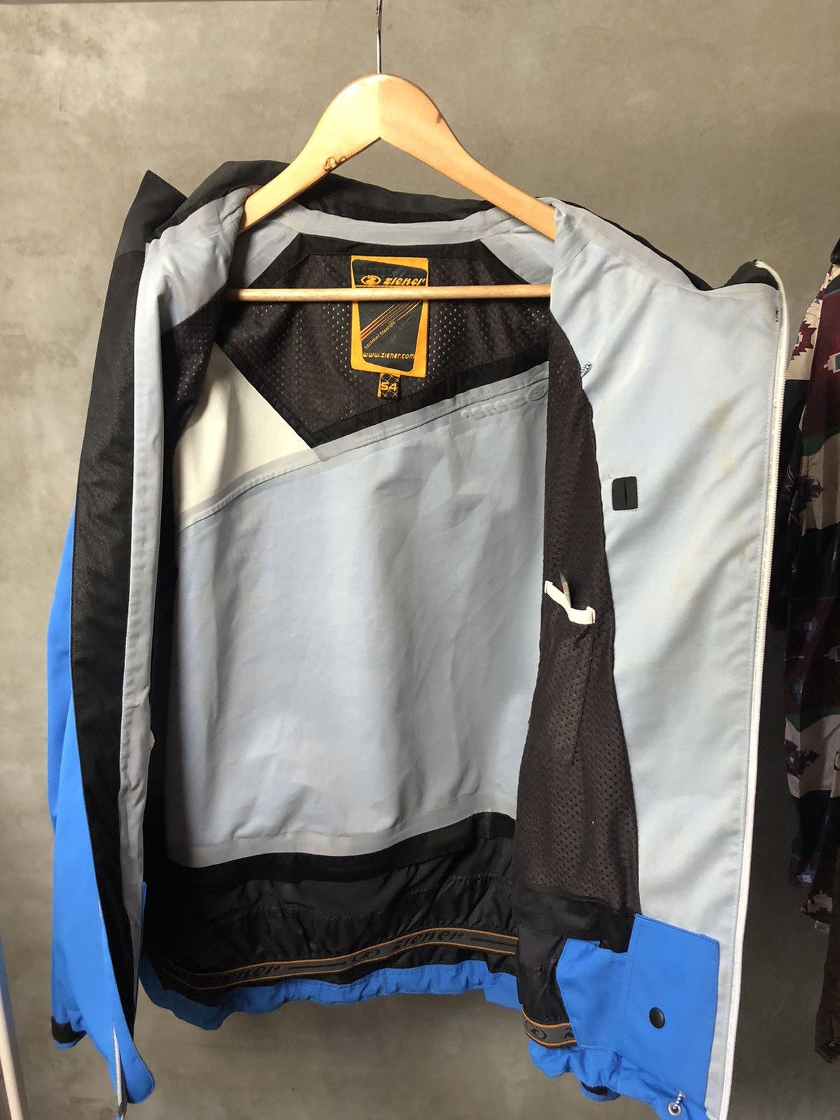 Berghaus Ziener Ski Jacket Men’s Size 54 – Swiss Ski Team Waterproof Size US XL / EU 56 / 4 - 3 Thumbnail