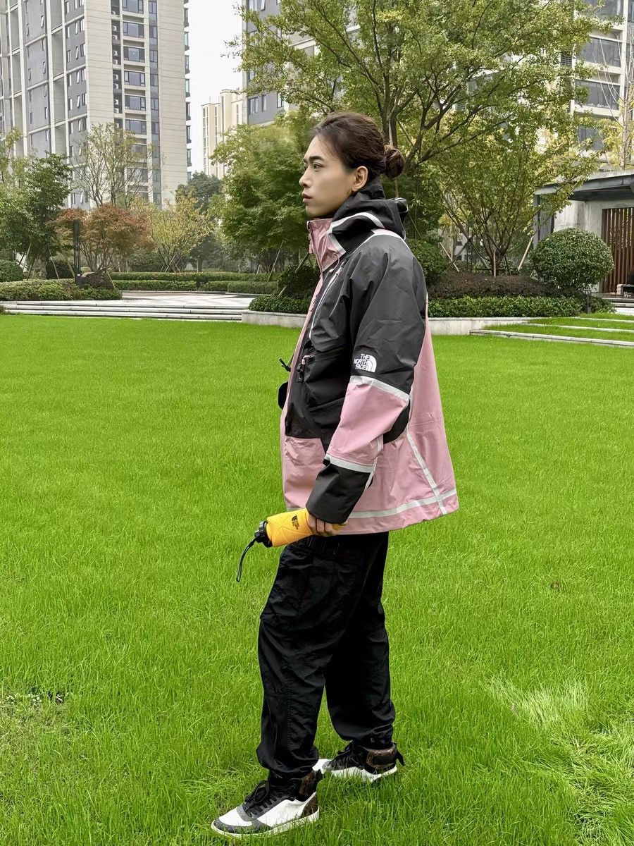 Kazuki Kuraishi × The North Face Urban Exploration KAZUKI SNOW HARDSHELL GORE-TEX® 3L JACKET Size US M / EU 48-50 / 2 - 17 Thumbnail