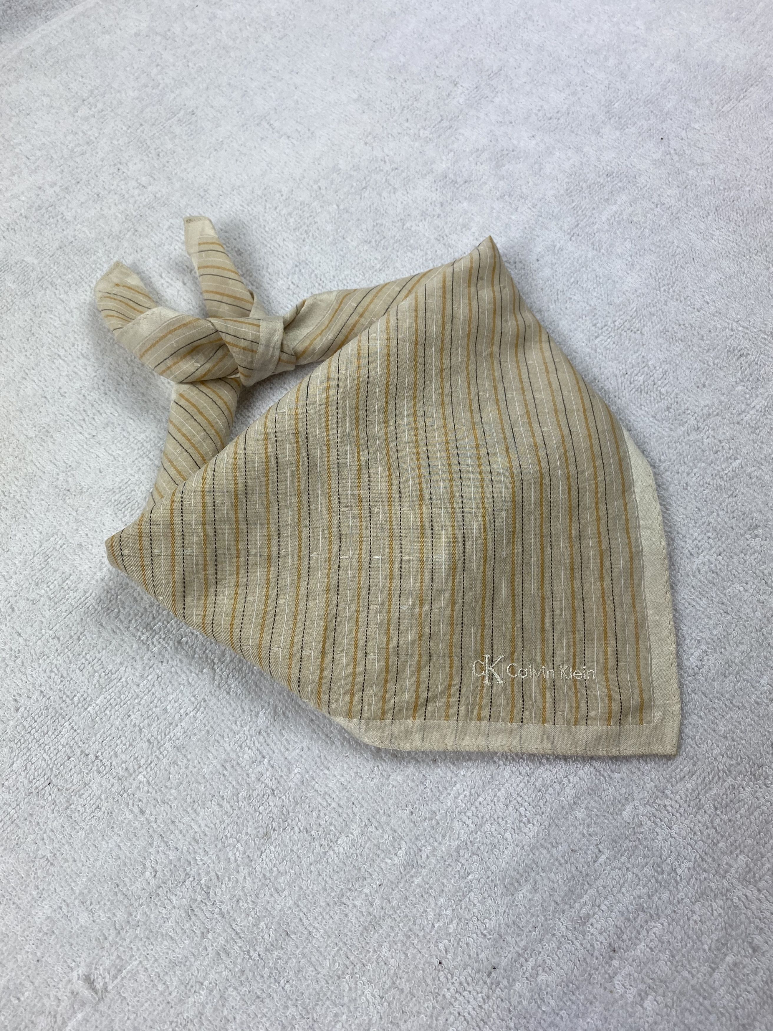 Calvin Klein × Vintage Calvin Klein Handkerchief / Bandana / Neckerchief Size ONE SIZE - 1 Thumbnail