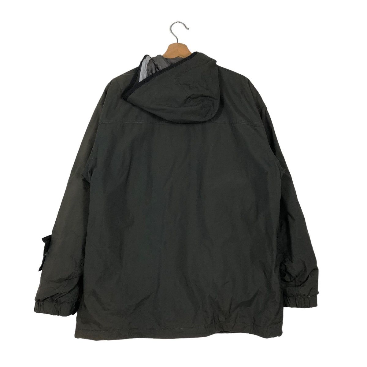Japanese Brand 🔥90’s VINTAGE SURVIVAL JACKET T&C SURF DESIGN HAWAII Size US M / EU 48-50 / 2 - 8 Thumbnail