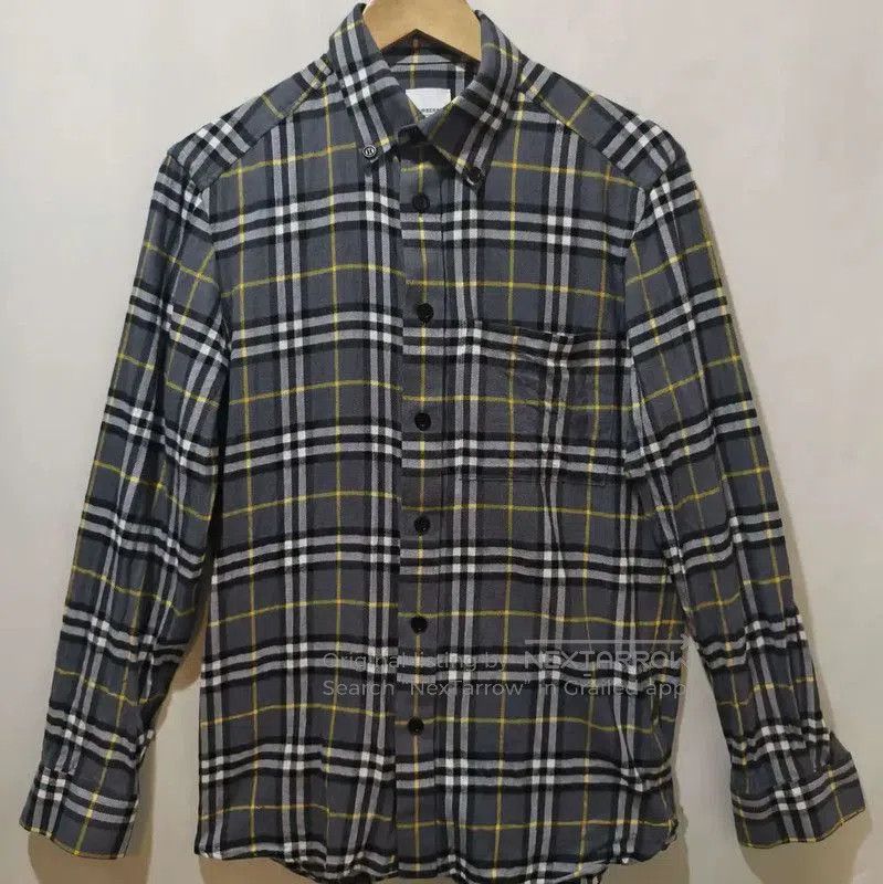 Burberry Burberry Gray Plaid Long Sleeve Shirt. Size US S / EU 44-46 / 1 - 1 Thumbnail