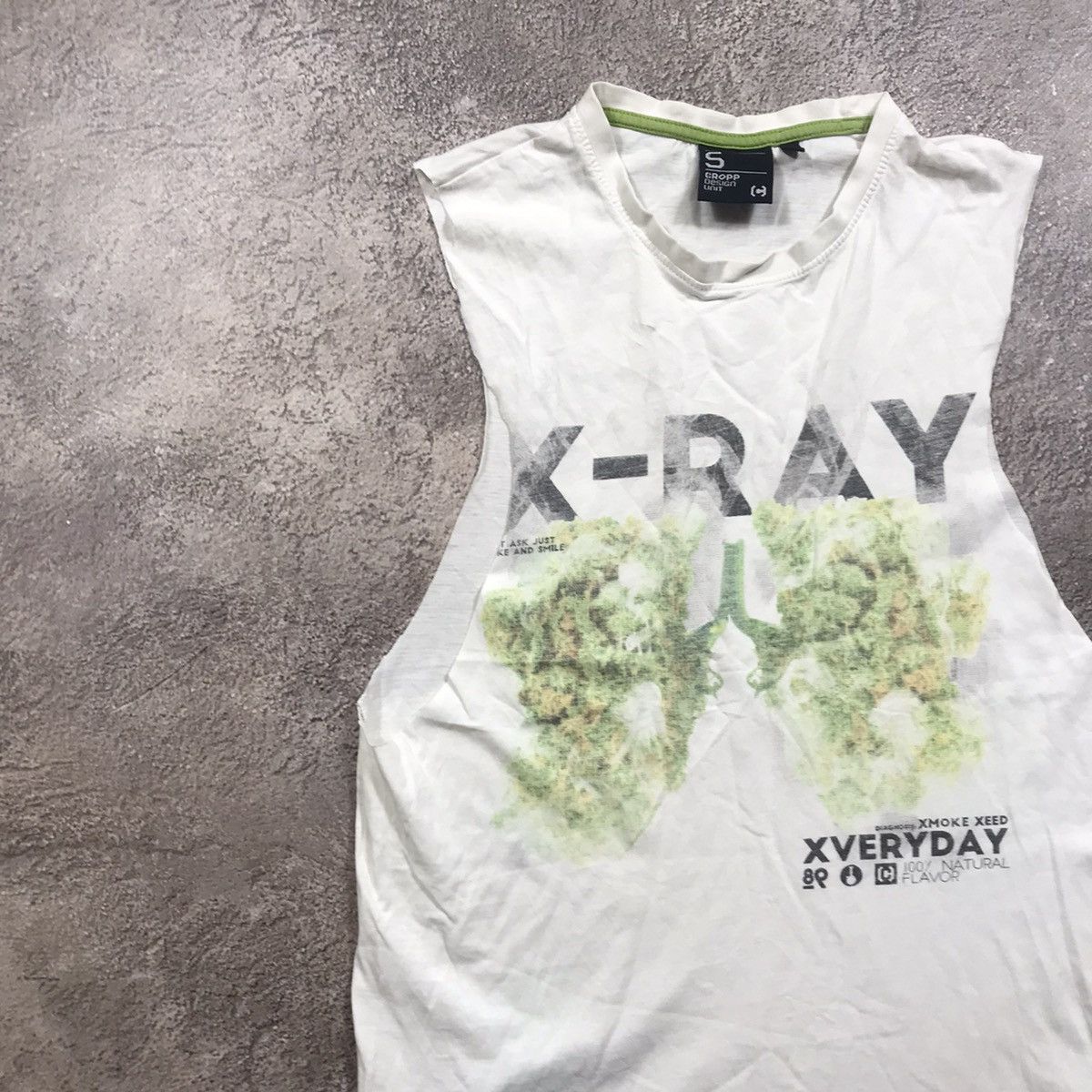 Vintage Y2K Vintage Sun Faded Graphic Tee Weed Streetwear Tapered S Size US S / EU 44-46 / 1 - 2 Thumbnail