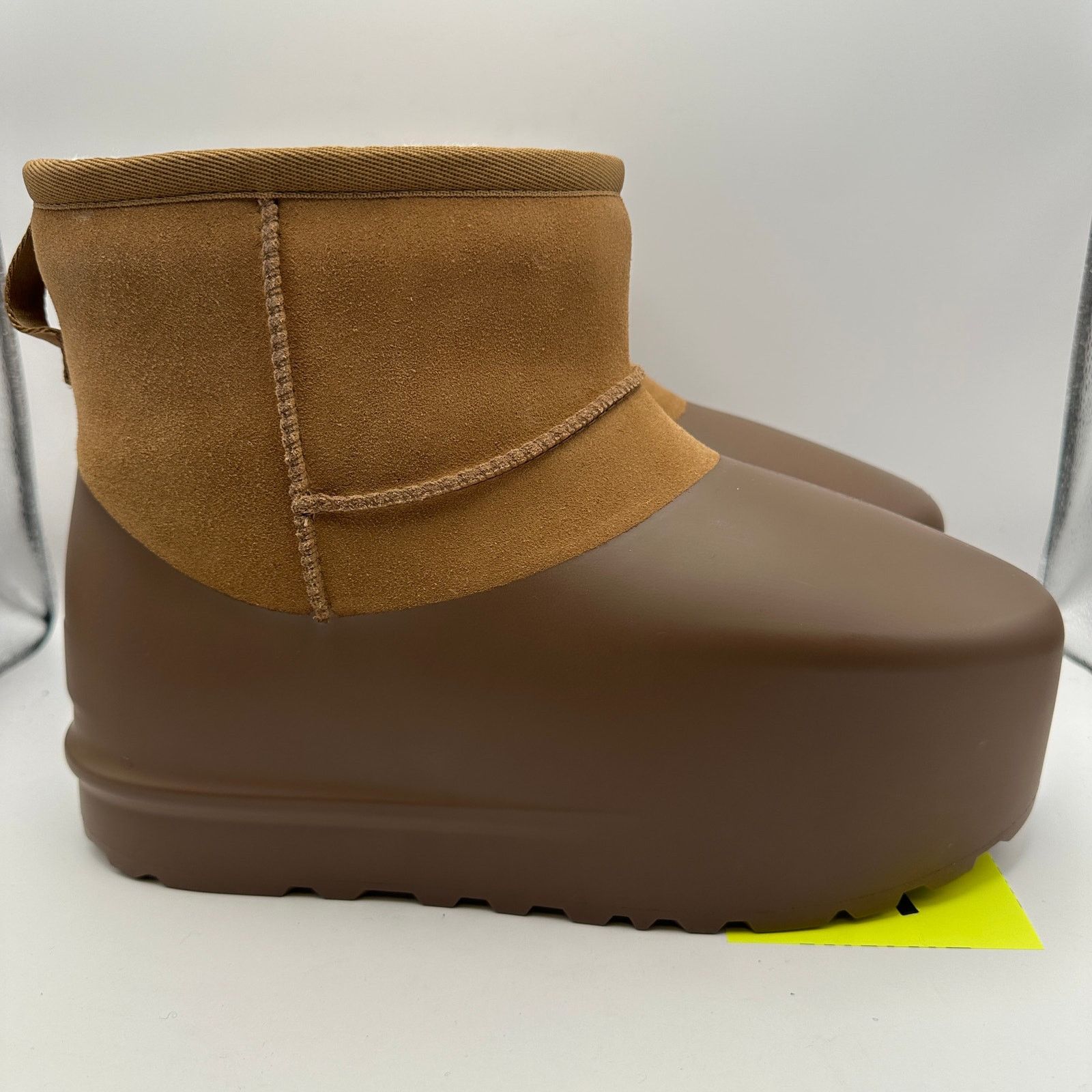 Ugg UGG Men's 10 Women's 11 CLASSIC MINI PUMPED MOLDED CHESTNUT Size US 11 / IT 41 - 5 Thumbnail