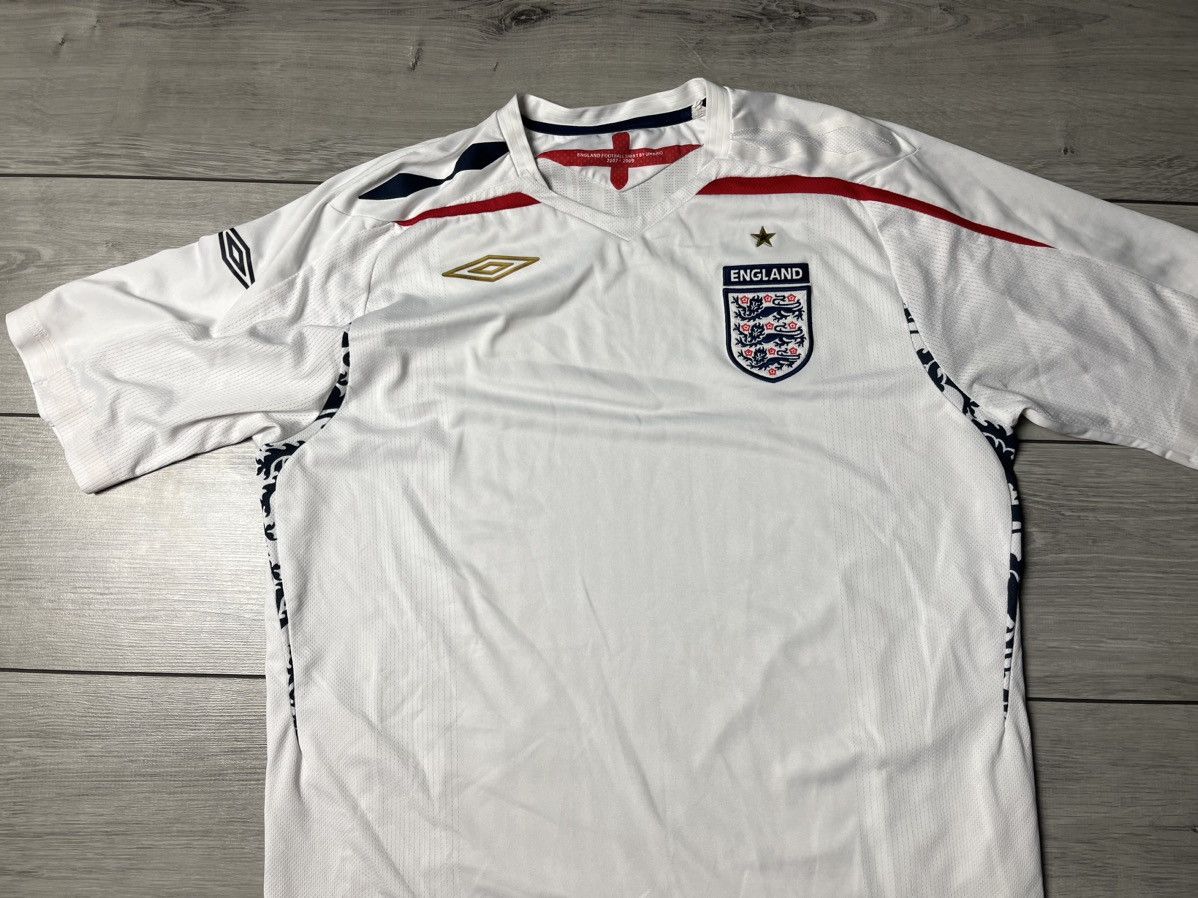 Umbro Umbro England home jersey 2007/09 size XLarge Size US XL / EU 56 / 4 - 3 Thumbnail