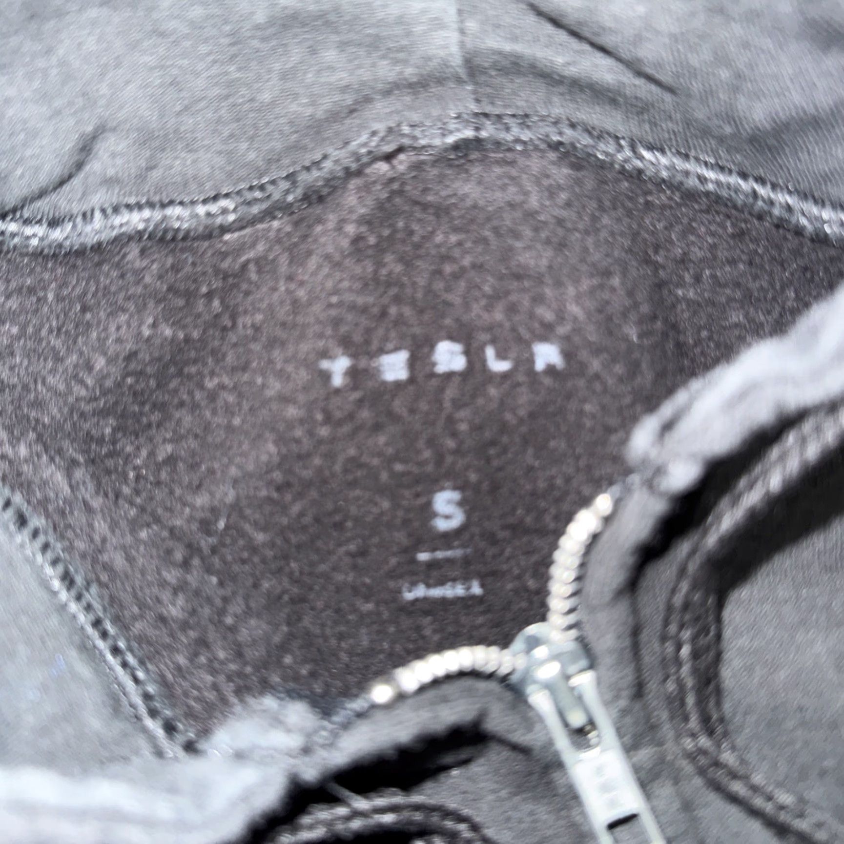 Vintage Tesla Full Zip Hoodie Men Small Black 17x22 Size US S / EU 44-46 / 1 - 3 Thumbnail