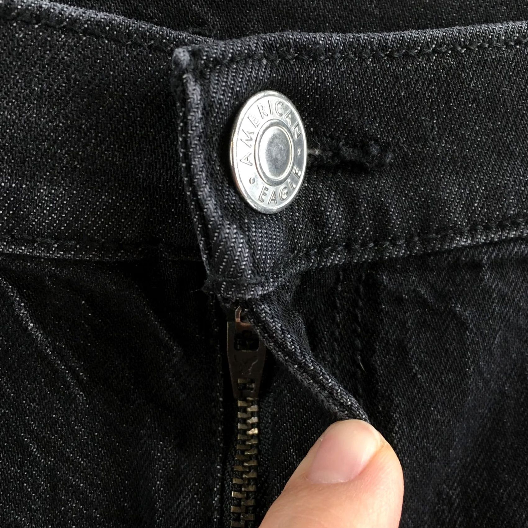 American Eagle Outfitters American Eagle Outfitters Jeans 16 Short Black Cotton Blend Denim Cropped Womens Size 38" / US 16 / IT 52 - 5 Thumbnail