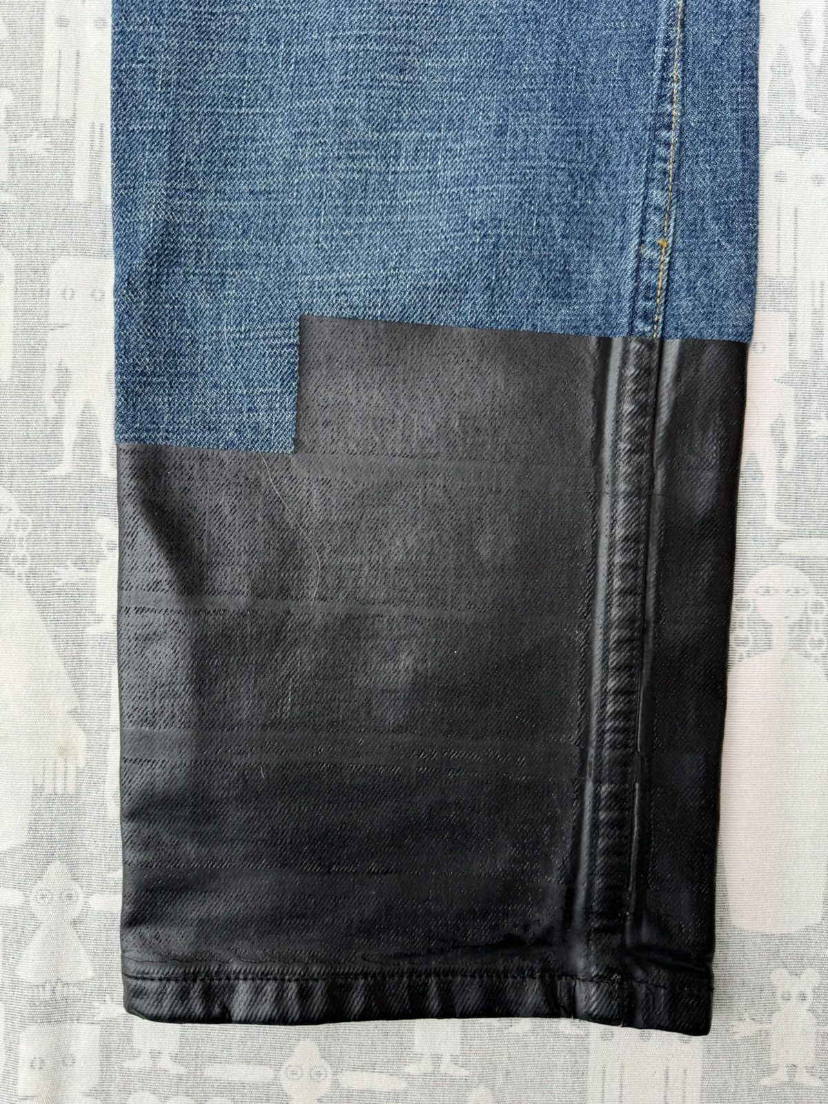 Helmut Lang Helmut Lang SS03 Rubber Tape Classic Cut Vintage Denim Jeans Size US 31 - 3 Thumbnail