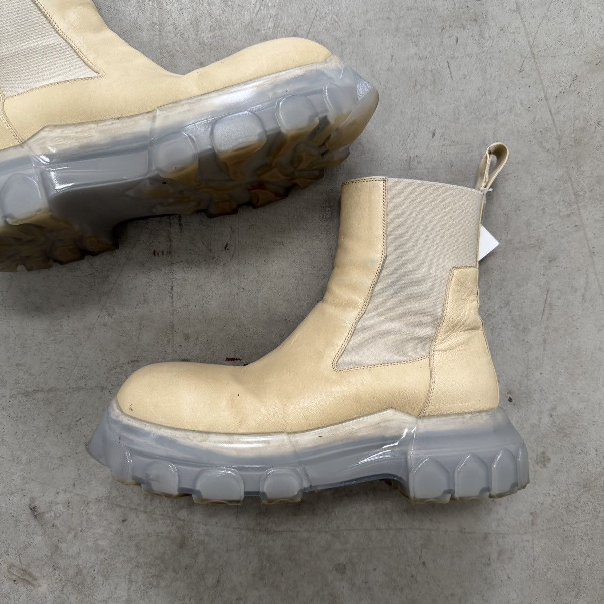 Rick Owens Rick Owens Bozo Tractor Boot Parchment (EU40) Size US 7 / EU 40 - 2 Thumbnail