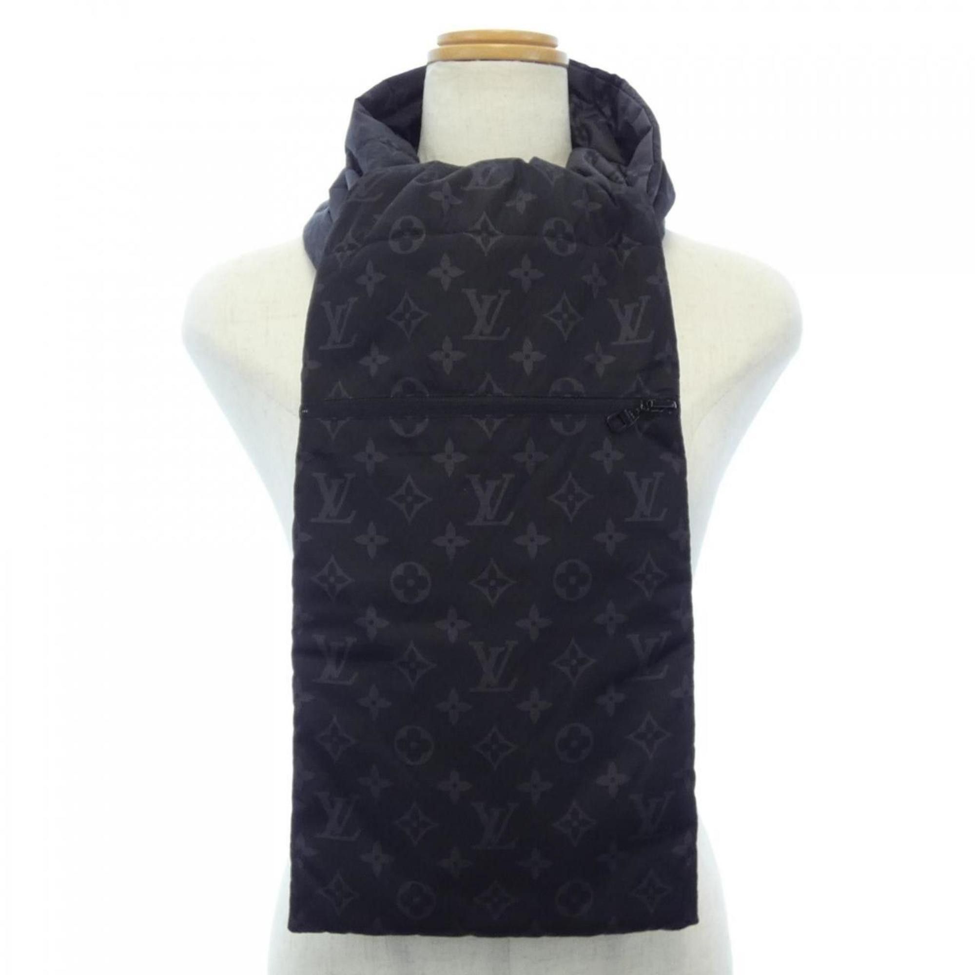 Louis Vuitton LOUIS VUITTON MUFFLER Size ONE SIZE - 1 Thumbnail