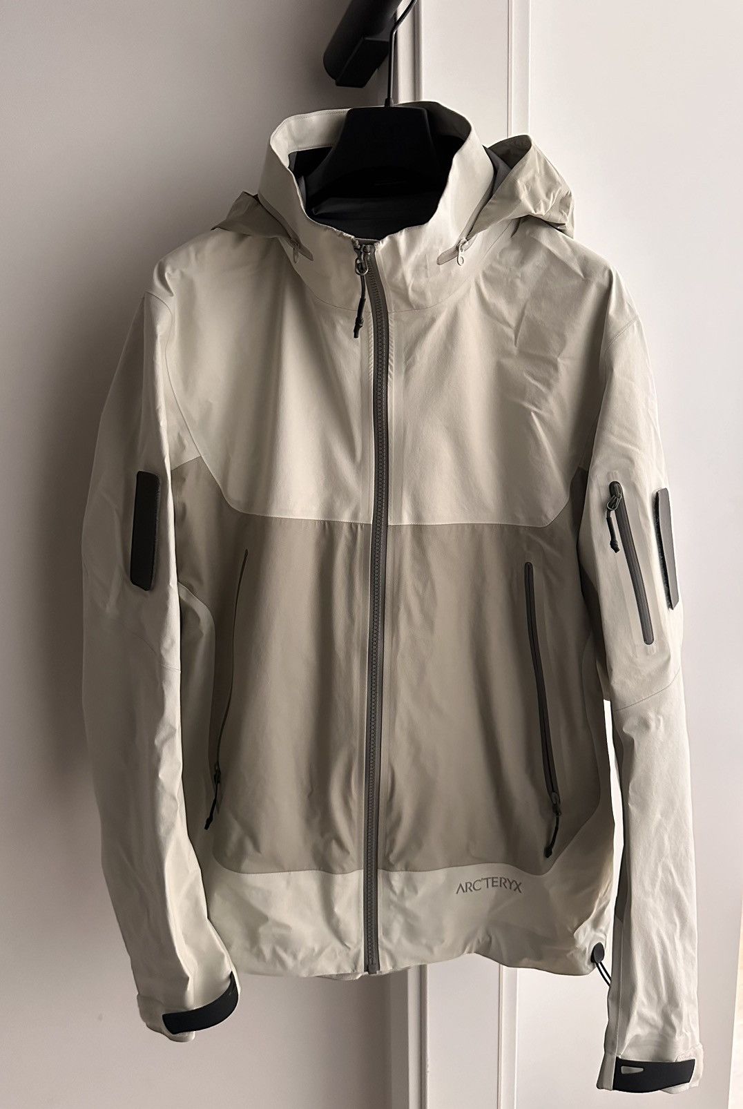 Arcteryx Dume Jacket | Grailed