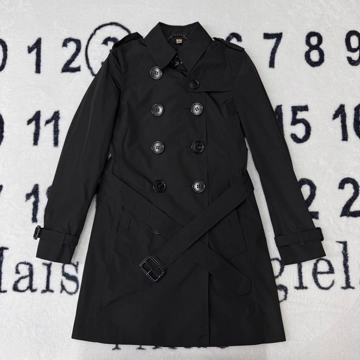 Burberry Burberry Kensington Black Trench Coat Q10 Size US L / EU 52-54 / 3 - 1 Thumbnail