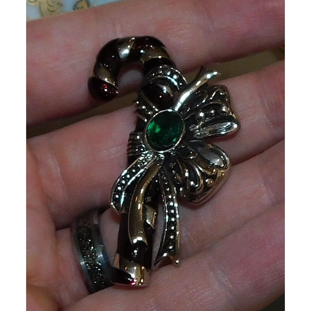 Other Vintage Silver Tone Candy Cane Brooch With Green Stone Size ONE SIZE - 7 Thumbnail