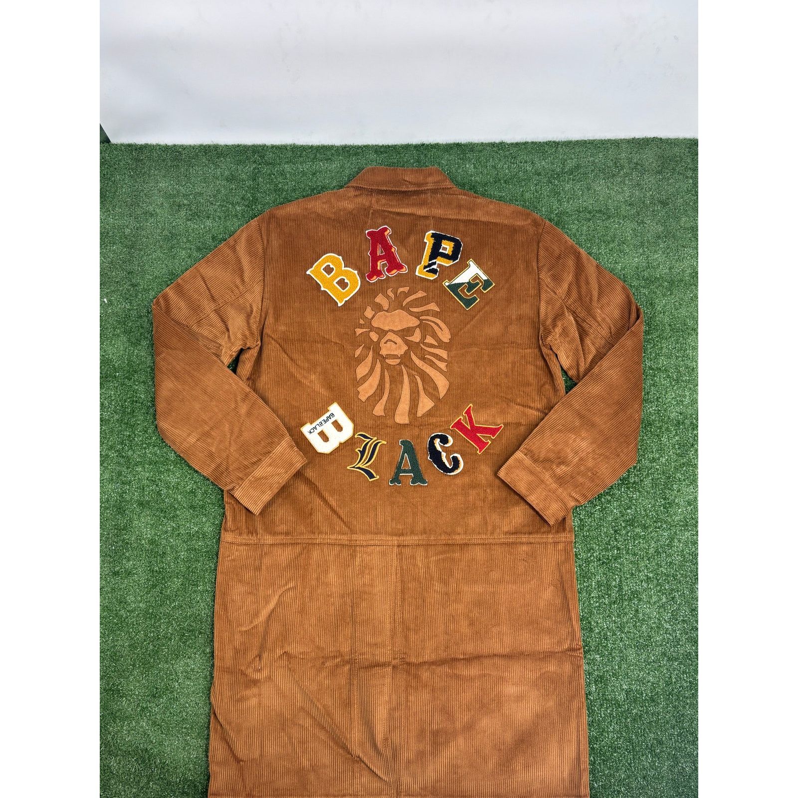Bape BAPE Black Japan Corduroy Brown Down Work Jacket Size Medium Size US M / EU 48-50 / 2 - 1 Thumbnail