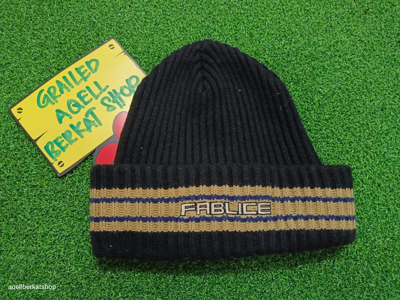 Japanese Brand FABLICE Japan Beanie Size ONE SIZE - 1 Thumbnail