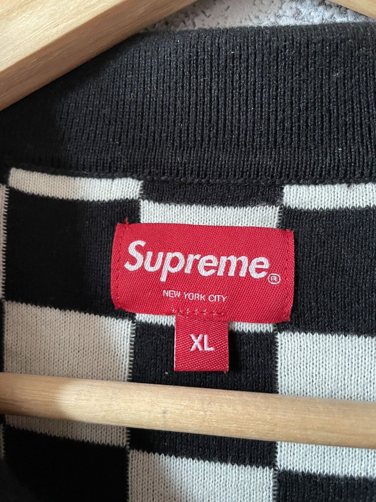 Supreme Supreme Checkered Zip Polo Size US XL / EU 56 / 4 - 4 Thumbnail