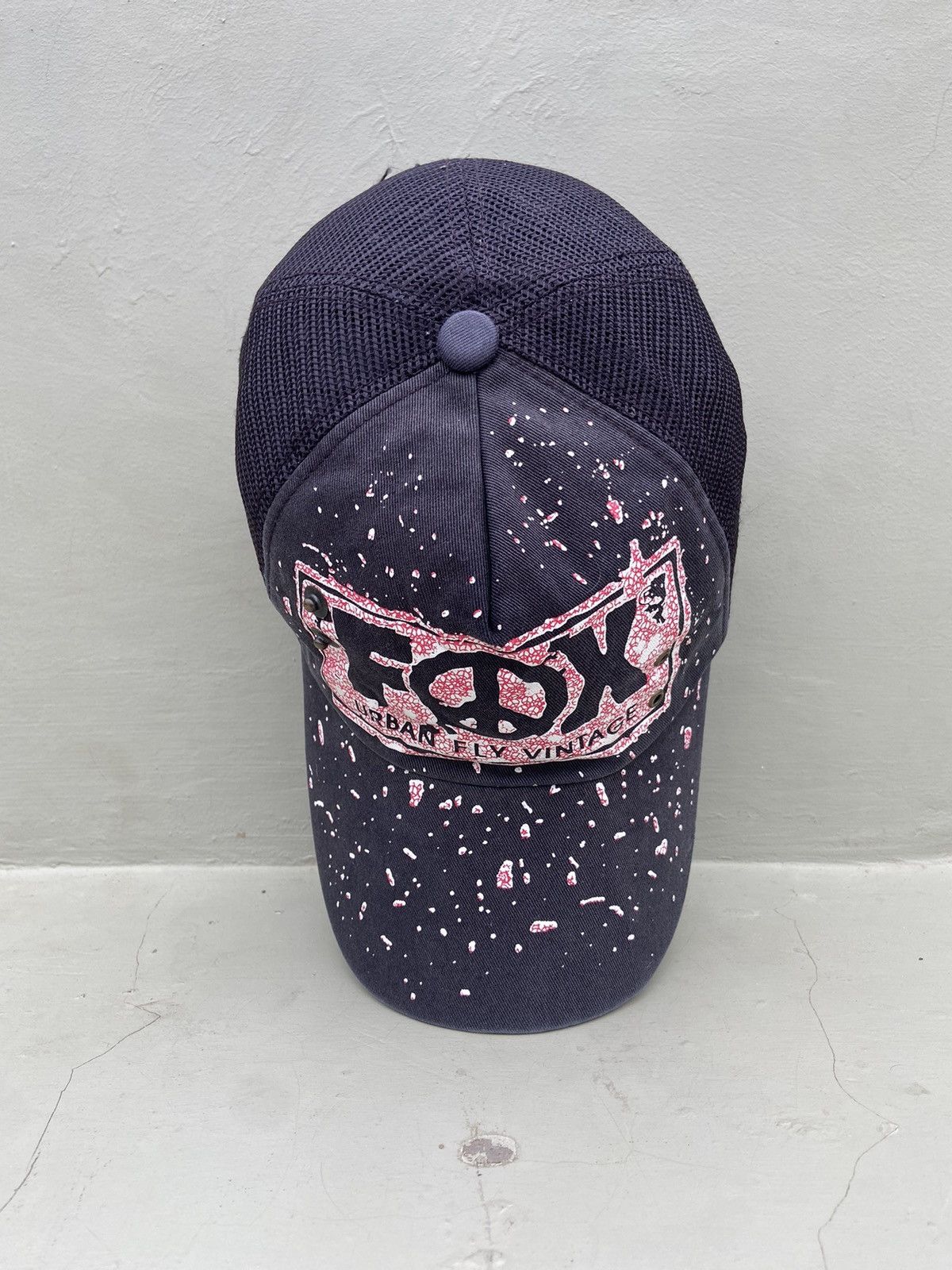 If Six Was Nine 2000s FOX CAMBRIDGE trucker hat Size ONE SIZE - 5 Thumbnail