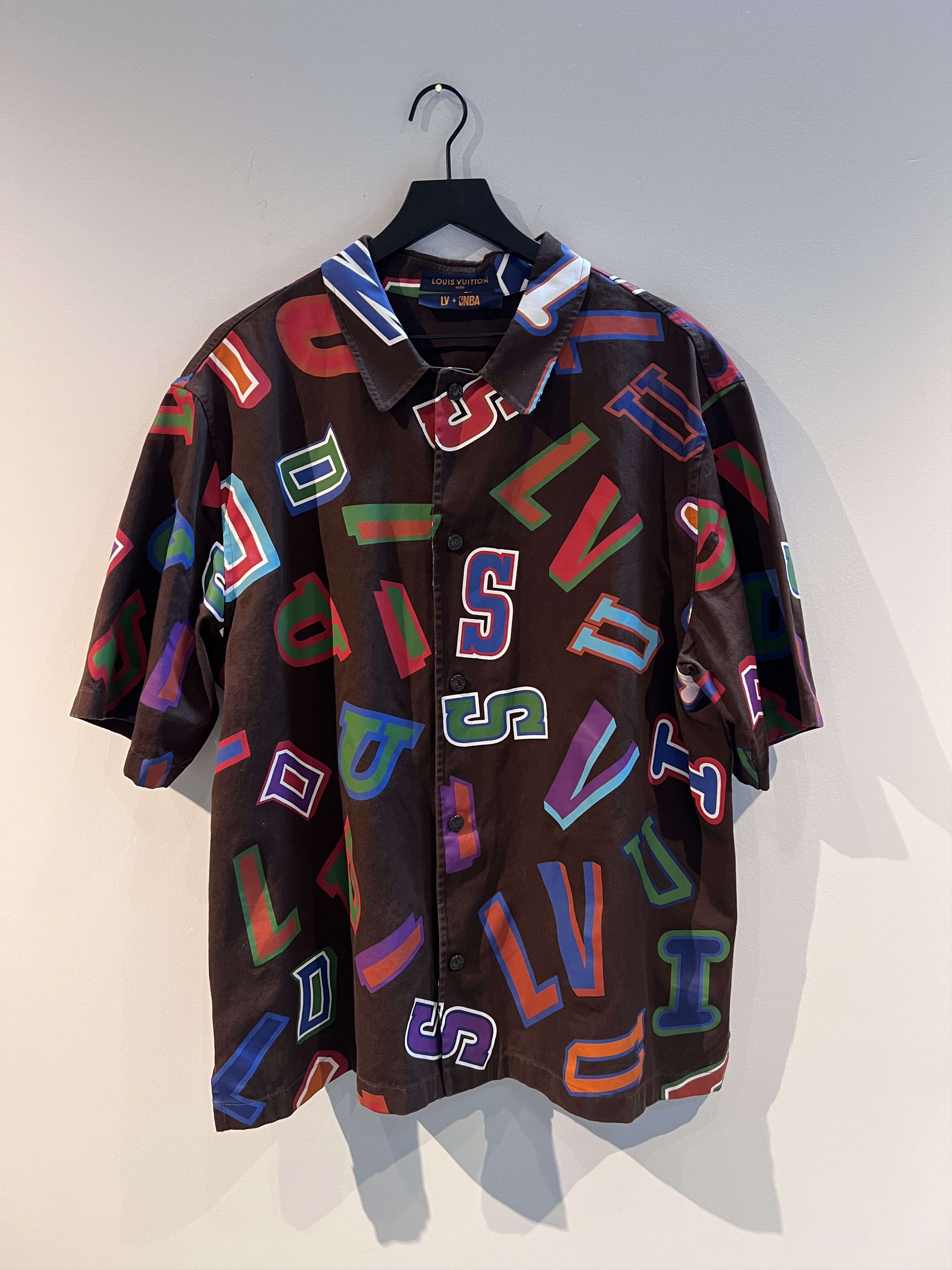 Louis Vuitton Louis Vuitton NBA Button On Size US XXL / EU 58 / 5 - 1 Thumbnail