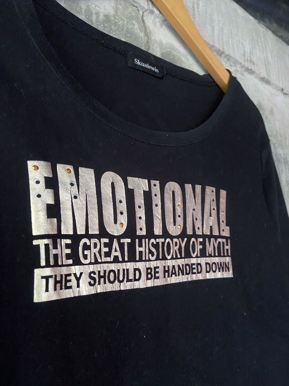 Japanese Brand 🌸EMOTIONAL THE GREAT HISTORY OF MYTH LONG SLEEVE Size US S / EU 44-46 / 1 - 4 Thumbnail