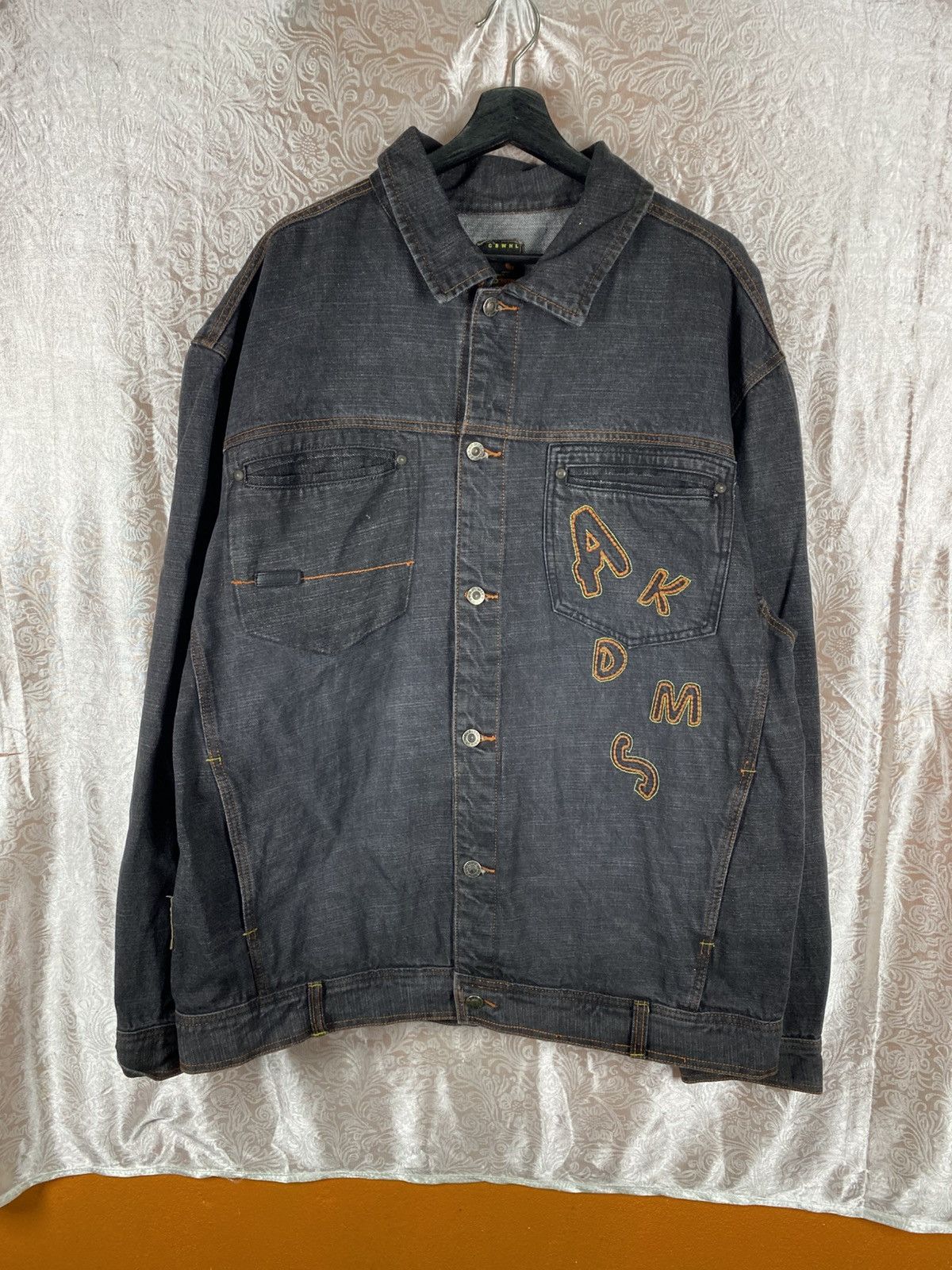 Akademiks Vintage Akademiks AKDMKS Denim Jacket Embroidered Hip Hop Size US XL / EU 56 / 4 - 3 Thumbnail