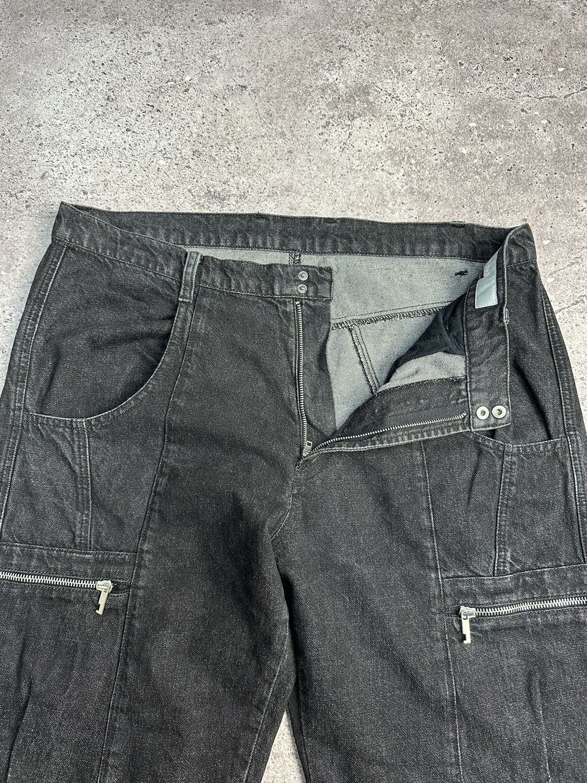 Vintage Iceberg Jeans Icejeans Bondage Distressed Jeans