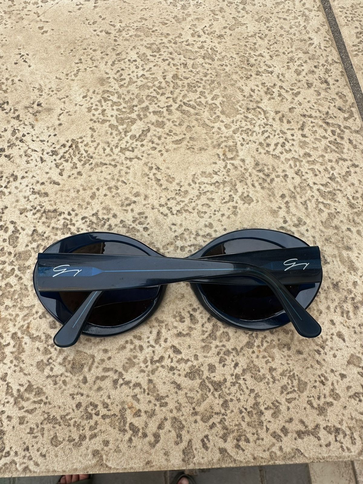 Versace Genny Versace Sunglasses 230 S Navy Size ONE SIZE - 7 Thumbnail