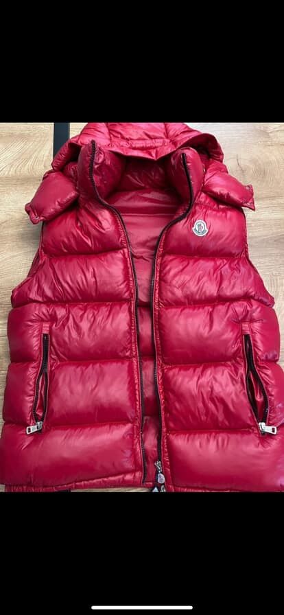 Moncler Moncler Down Vest red Size US XL / EU 56 / 4 - 1 Thumbnail