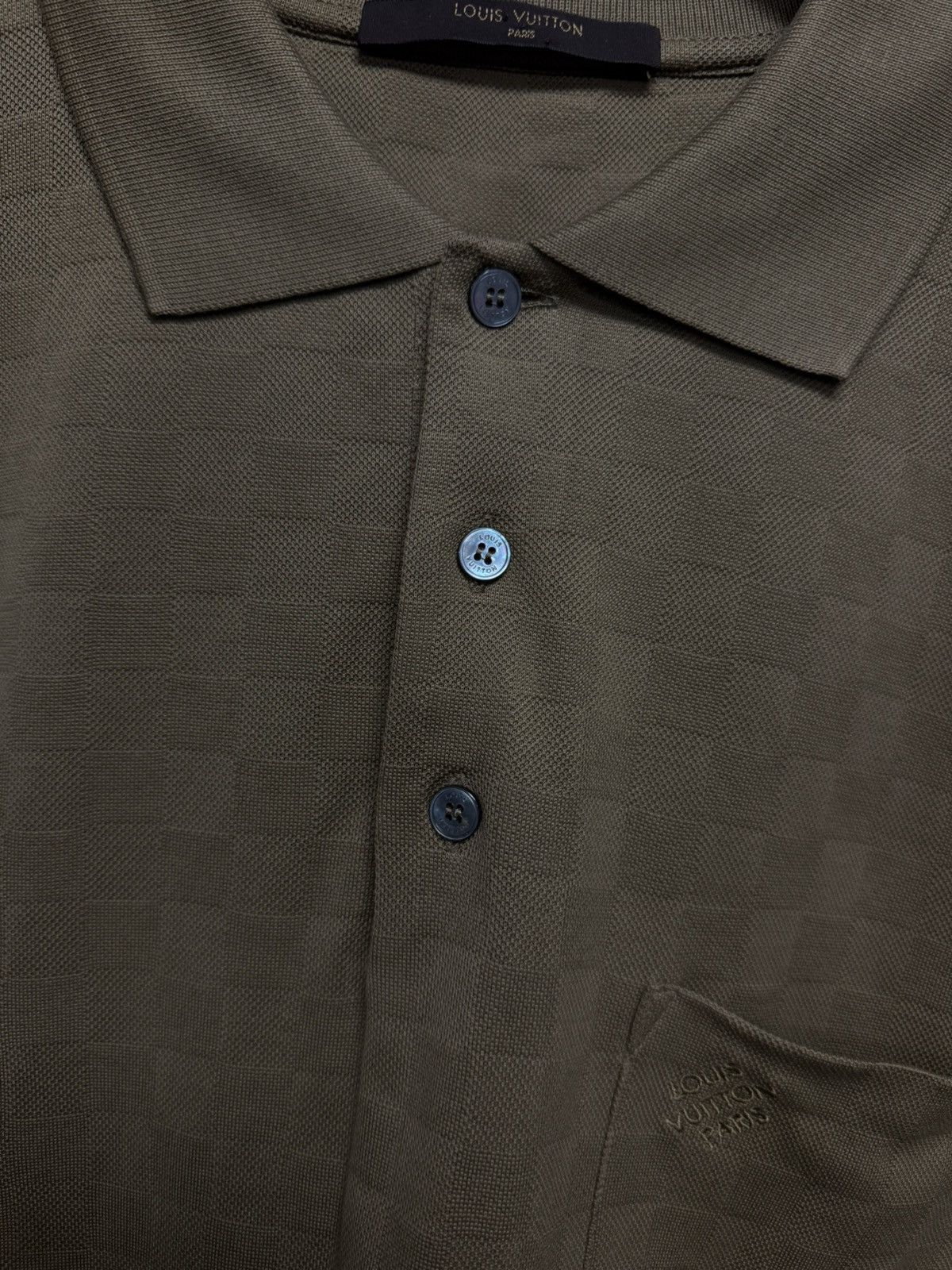 Louis Vuitton Louis Vuitton Polo Button Up Collar Tee Size XXL Brown/Gold Size US XXL / EU 58 / 5 - 5 Thumbnail