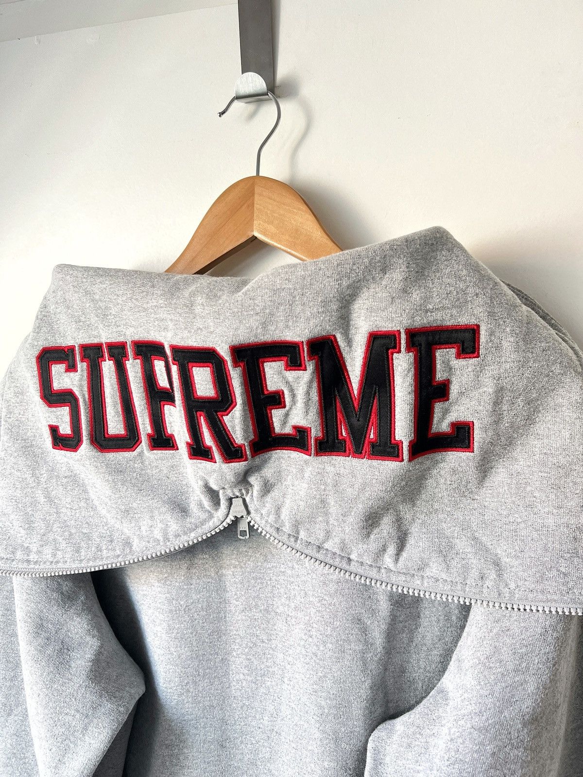 Supreme Supreme Split Hood Zip-Up Size US XL / EU 56 / 4 - 2 Thumbnail