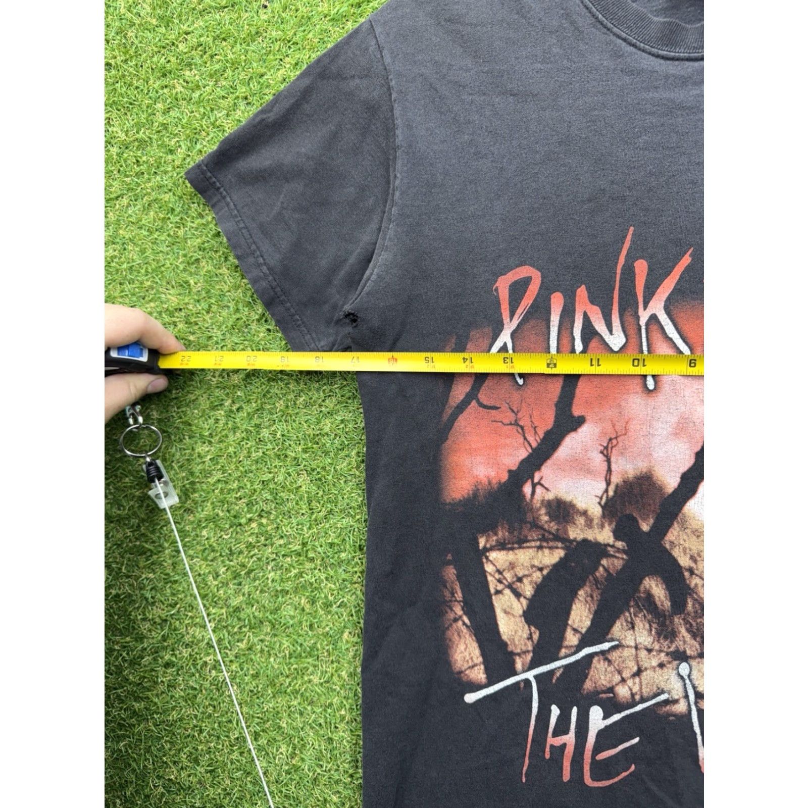 Vintage Pink Floyd The Wall Shirt Mens Small Band Tee Graphic Print Grunge Punk Music Size US S / EU 44-46 / 1 - 3 Thumbnail