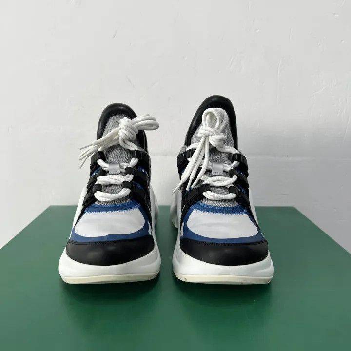 Louis Vuitton Louis Vuitton Leather Sneakers in White and Blue -2508 Size US 7.5 / EU 40-41 - 1 Thumbnail