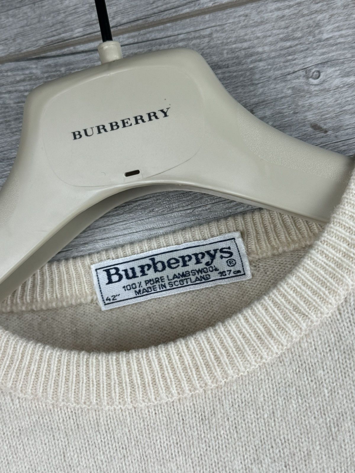 Designer × Vintage Burberrys Wool Sweater vintage Luxury size S Size US S / EU 44-46 / 1 - 12 Thumbnail