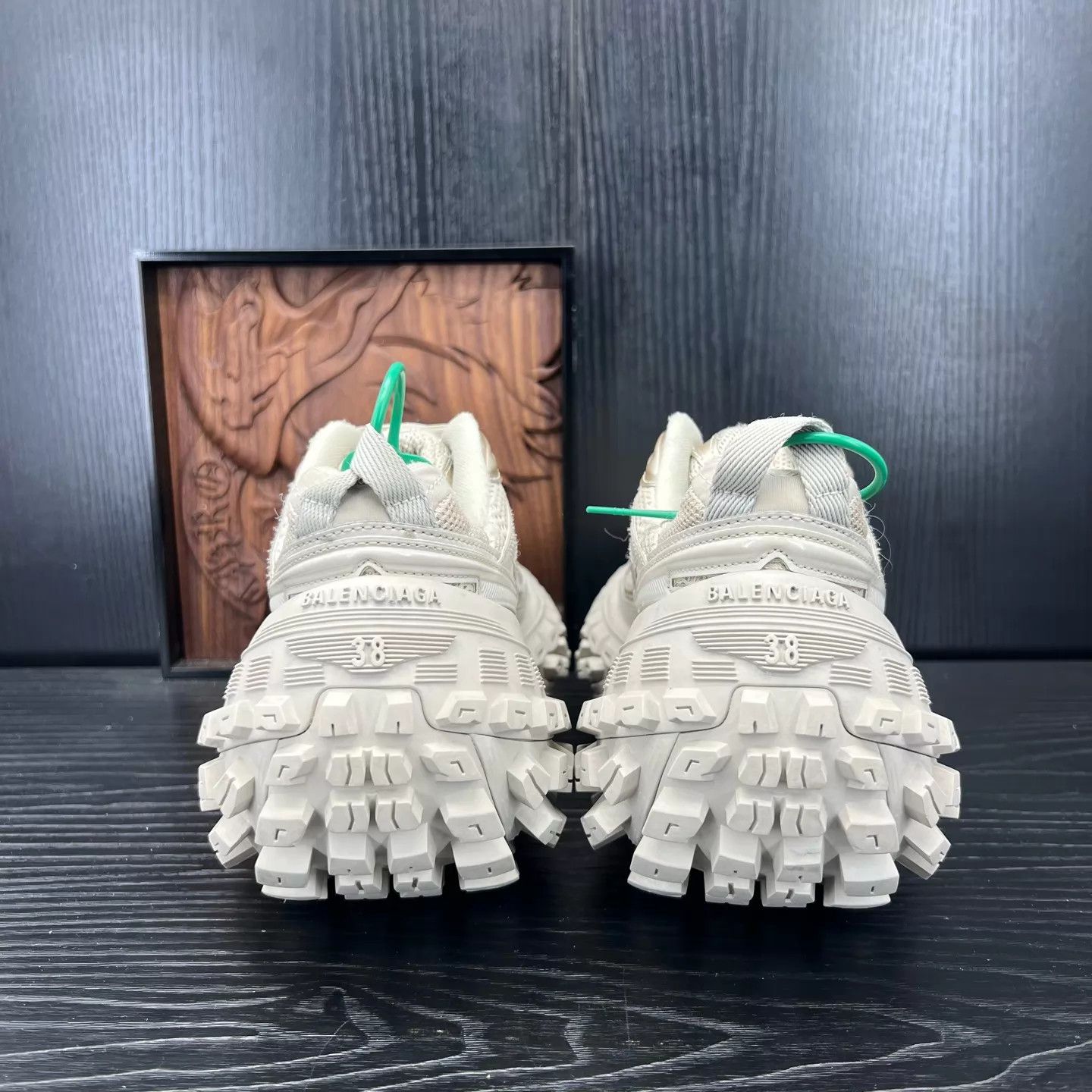 Balenciaga Balenciaga Tire Tan 38 Women's Like New Original Box Size US 7.5 / IT 37.5 - 5 Thumbnail