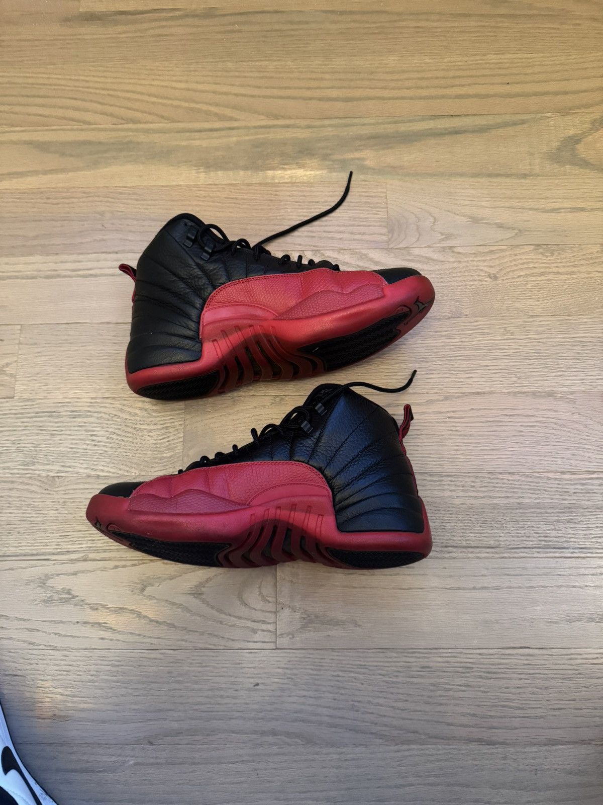 *rare Yeezy 750 2016