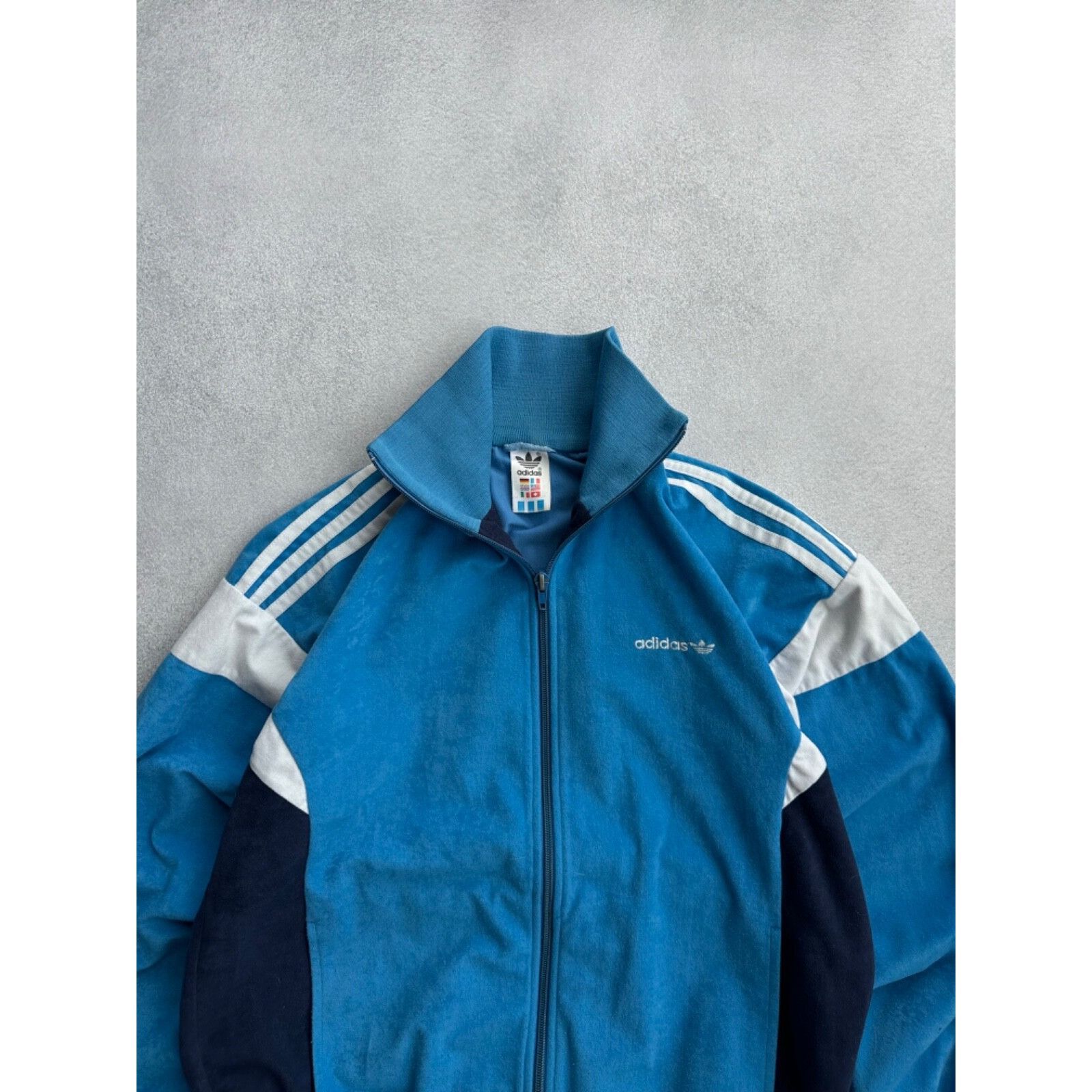 Adidas Vintage Adidas West Germany Mens Rare Track Jacket Sz S Size US S / EU 44-46 / 1 - 5 Thumbnail