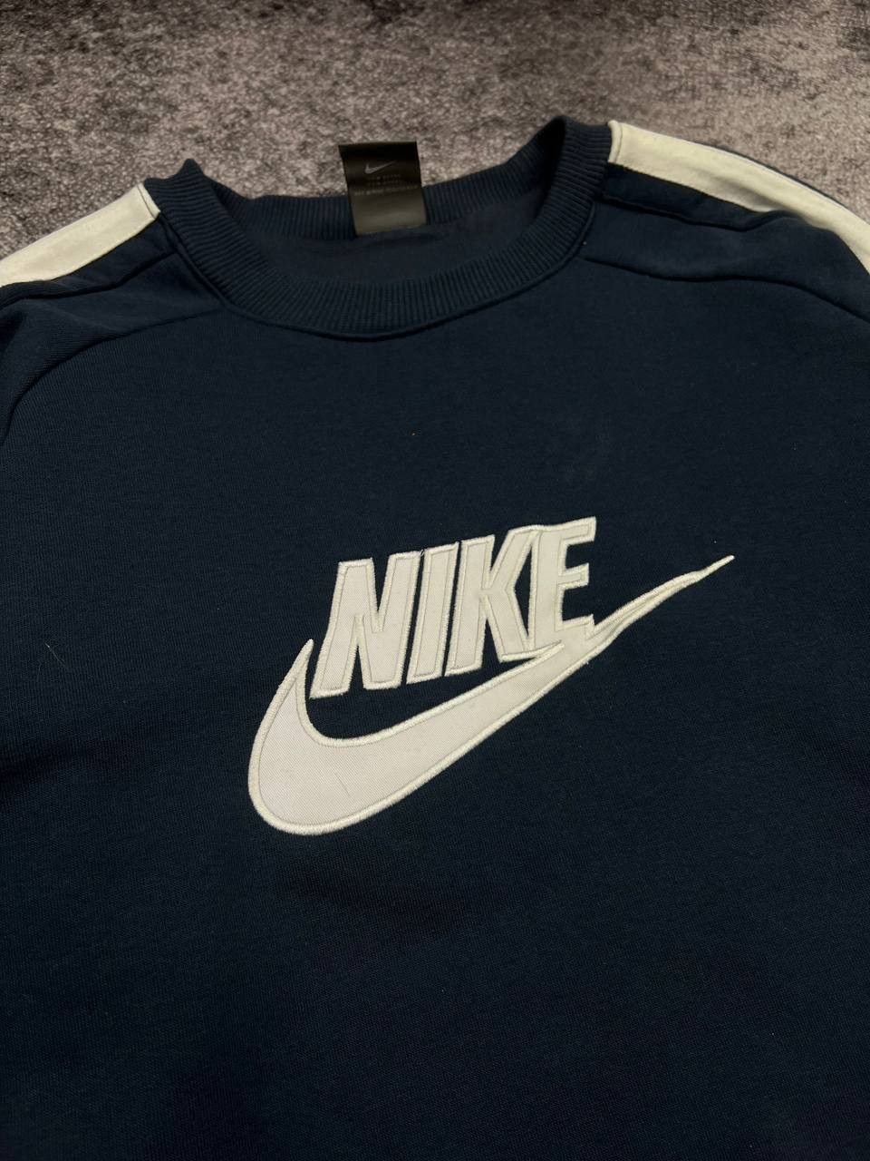 Nike 90s Nike Vintage Oversized Big Logo Sweatshirt Size US S / EU 44-46 / 1 - 4 Thumbnail