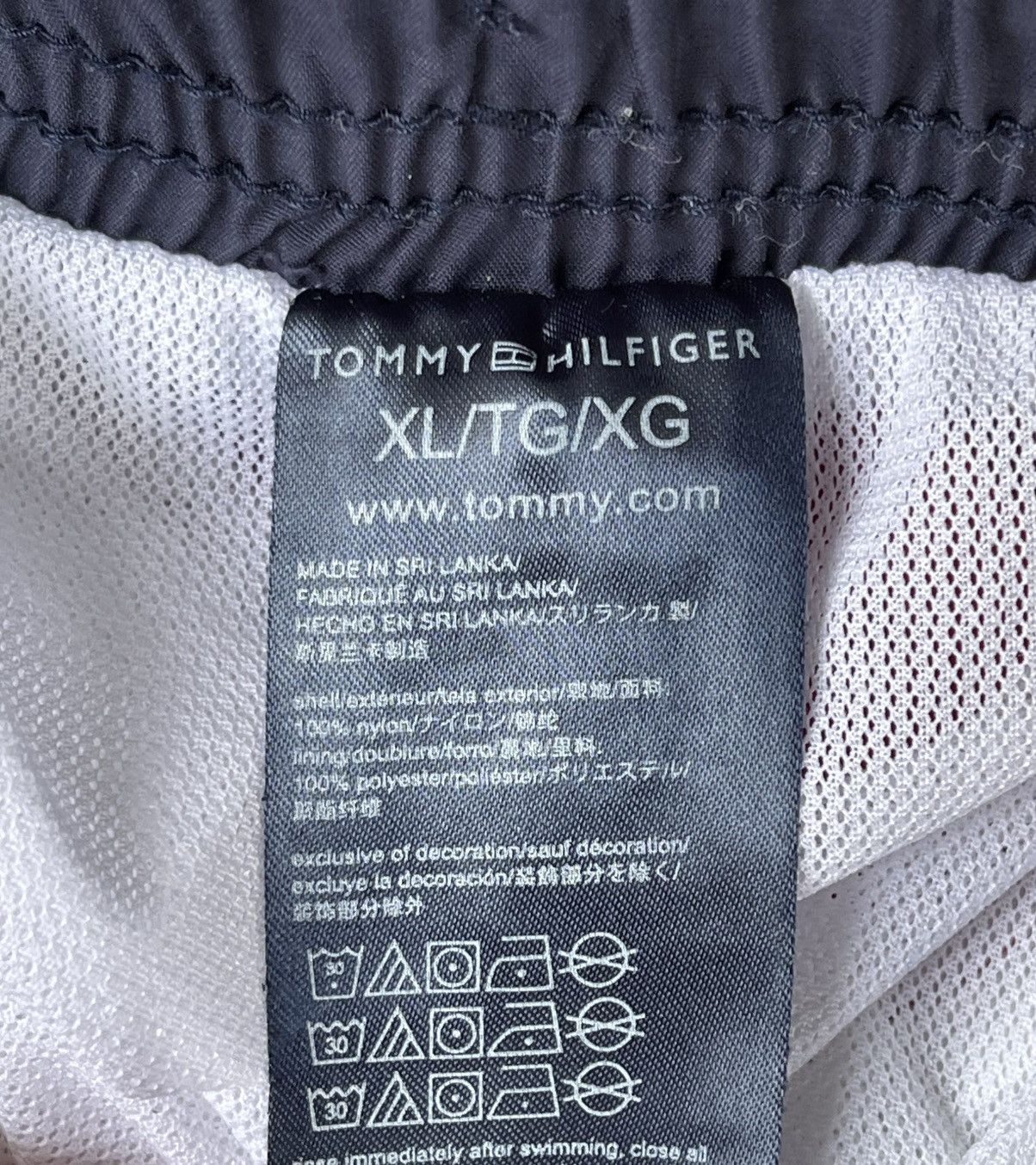 Tommy Hilfiger Tommy Hilfiger Shorts Size US 36 / EU 52 - 3 Thumbnail