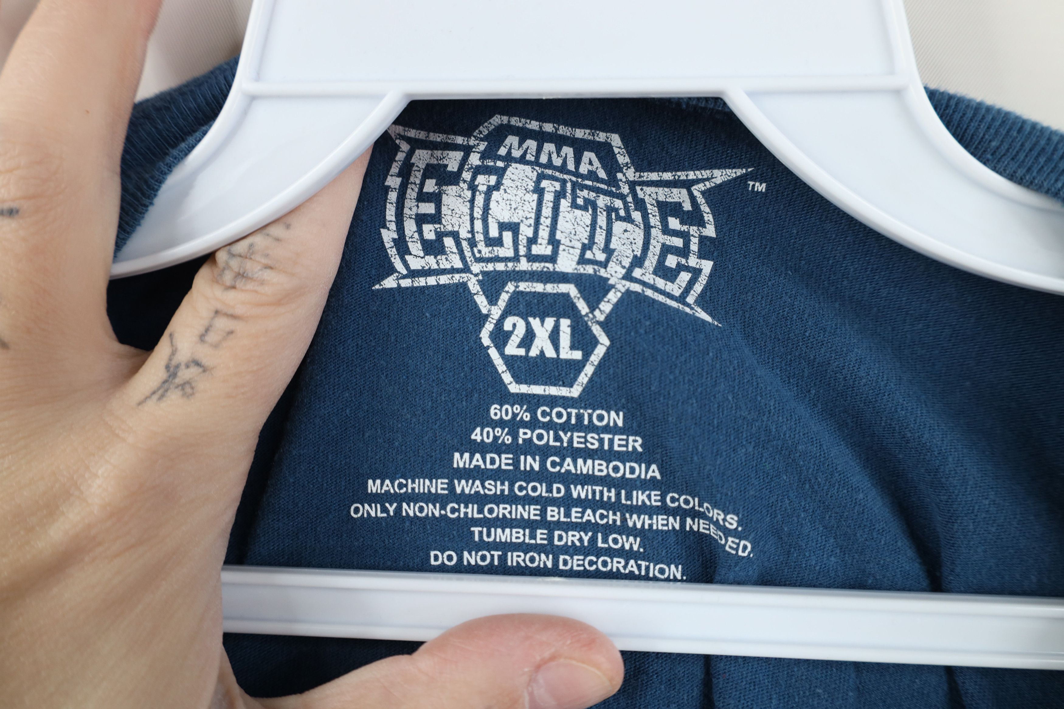 Vintage Vintage Y2K MMA Elite UFC Skull Cross Long Sleeve T-Shirt Size US XXL / EU 58 / 5 - 6 Thumbnail