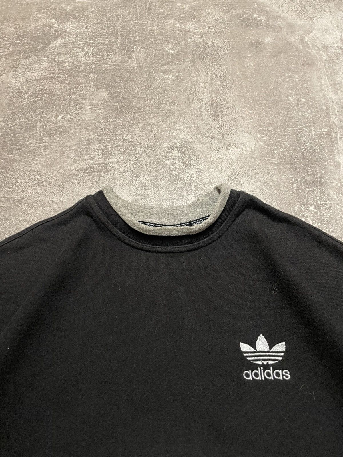 Adidas Vintage 90s Adidas Basic Sweatshirt Crewneck Y2K Size US M / EU 48-50 / 2 - 6 Thumbnail