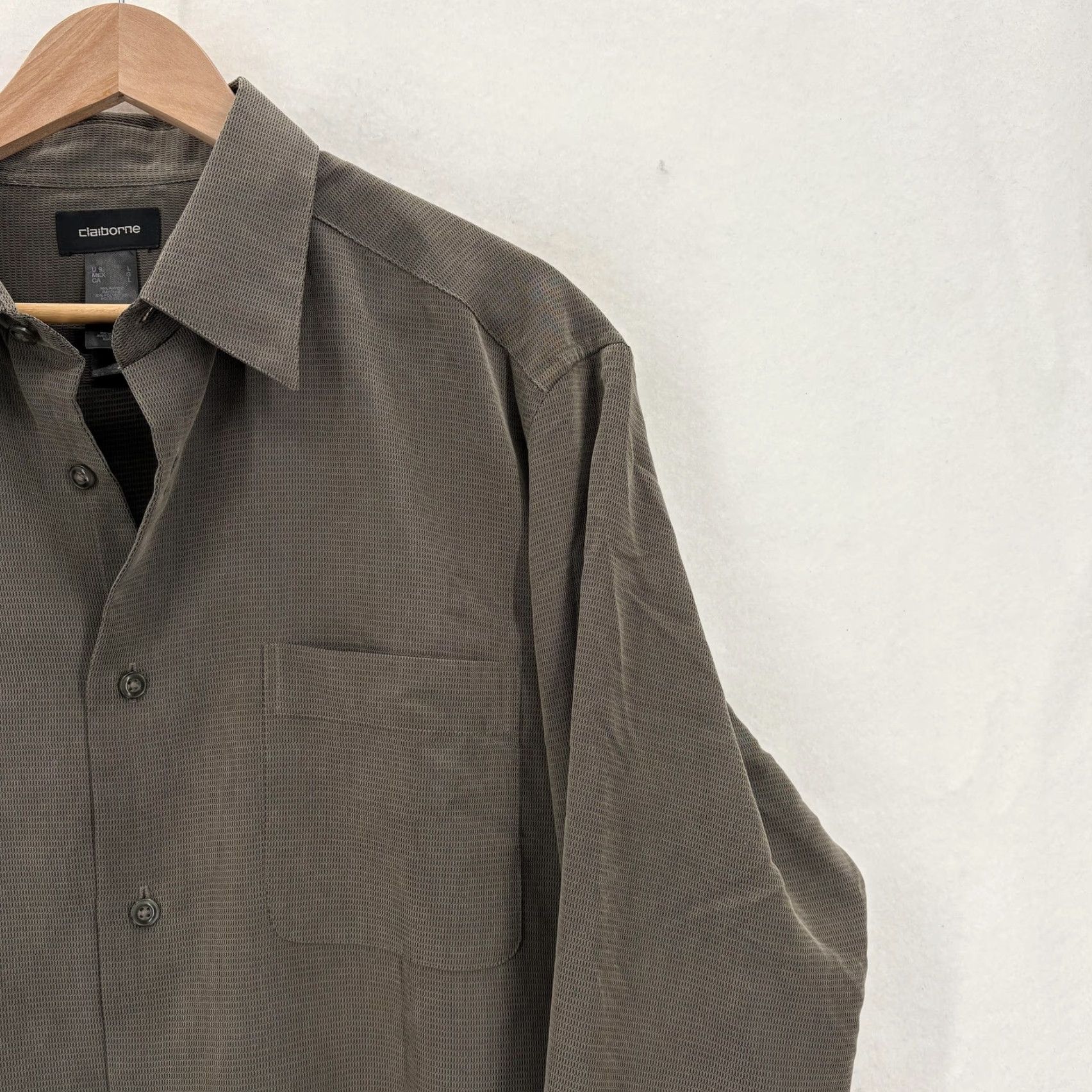 Liz Claiborne Claiborne Shirt Mens Large Brown Essentials Long Sleeve Button Casual Business Size US L / EU 52-54 / 3 - 2 Thumbnail