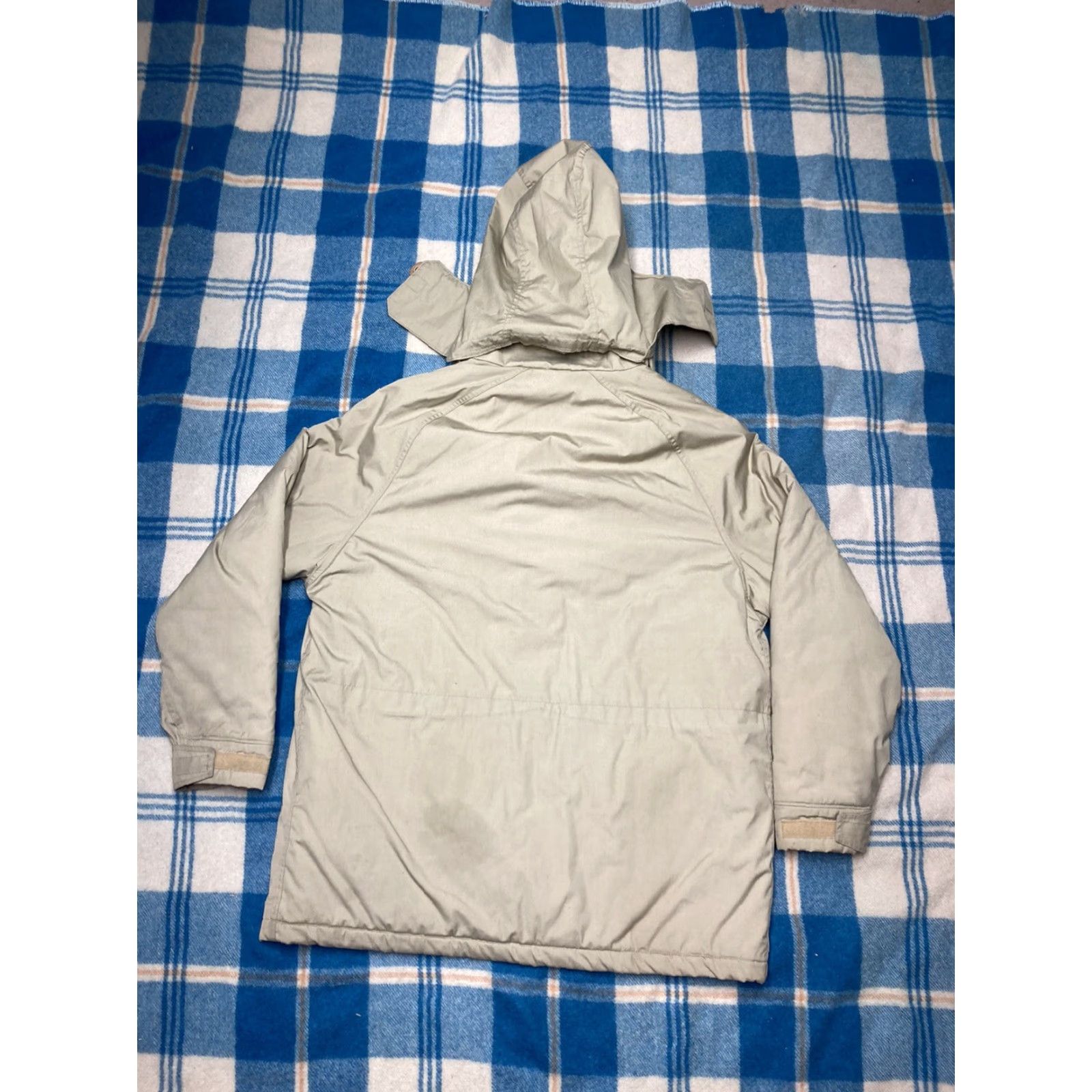 Vintage VINTAGE Woolrich Jacket Barn Coat Puffer 2 Way Zip Hooded Mens XL Beige Tan 90s Size US XL / EU 56 / 4 - 7 Thumbnail