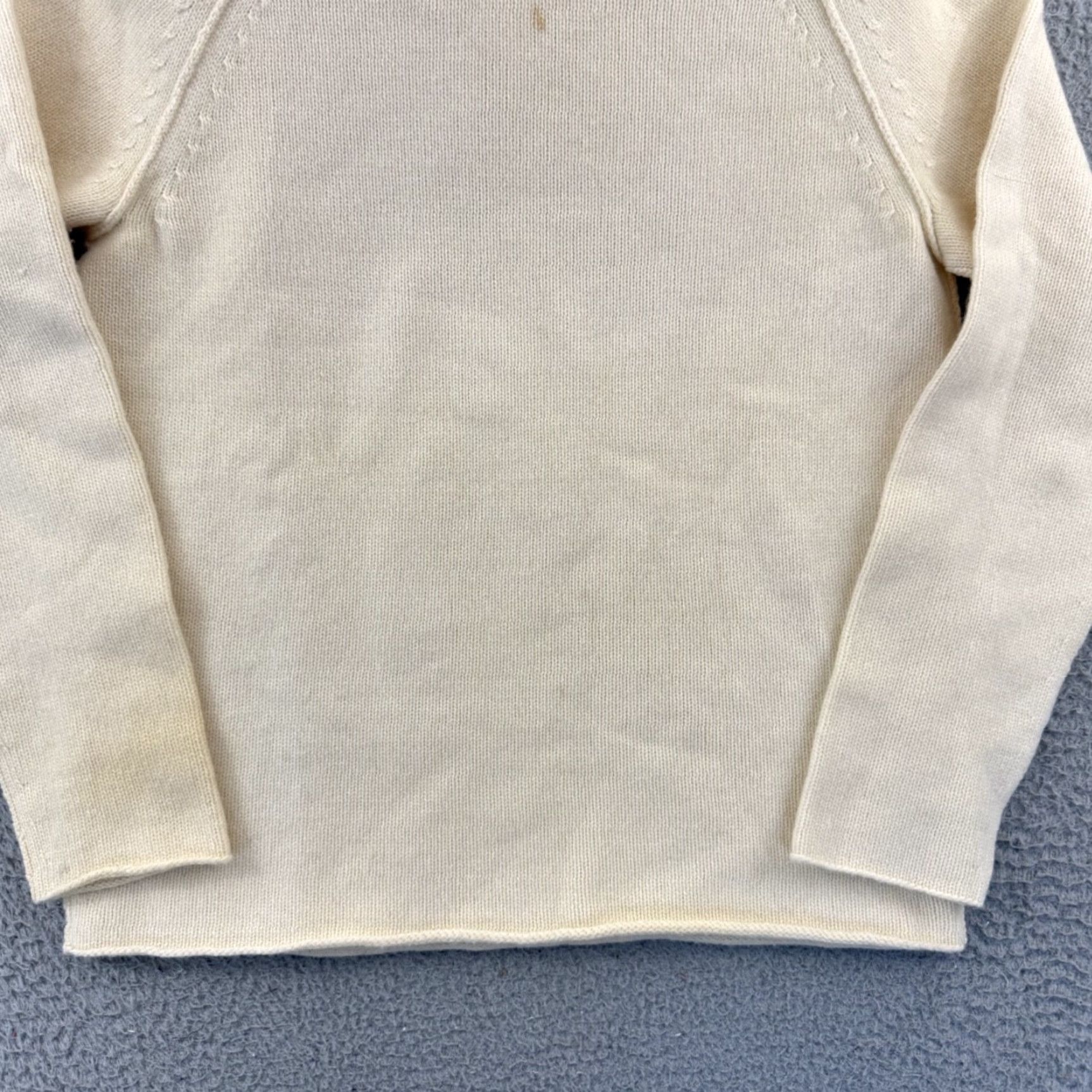 Banana Republic Banana Republic Sweater Womens Medium Ivory Lambswool Cashmere Turtleneck Preppy Pullover Raglan Sleeve Solid Knit Wool/Cashmere Logo Vintage: No Size M / US 6-8 / IT 42-44 - 2 Thumbnail