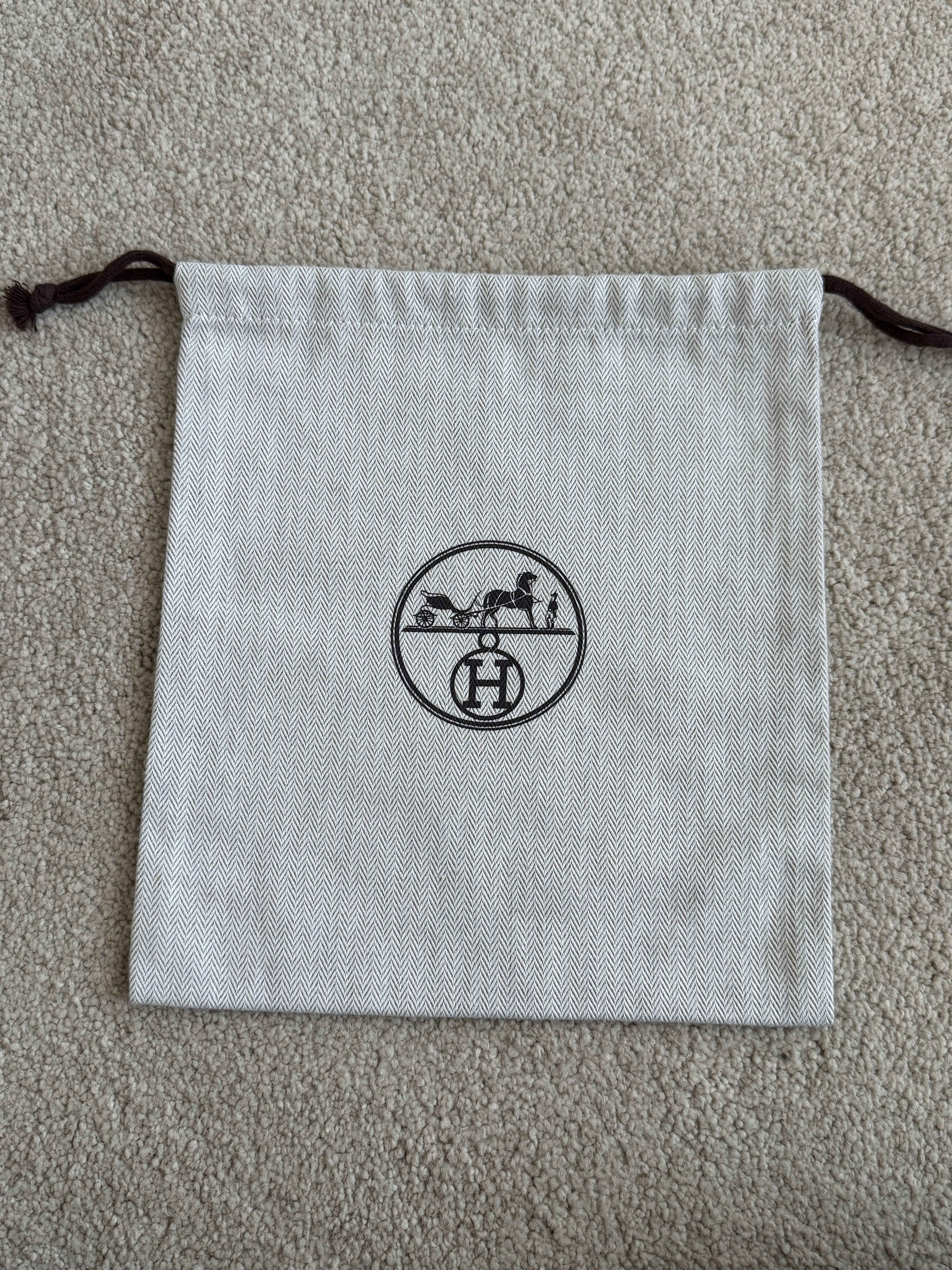 Hermes Authentic Hermes Herringbone Tweed Small Drawstring Dustbag Size ONE SIZE - 1 Thumbnail