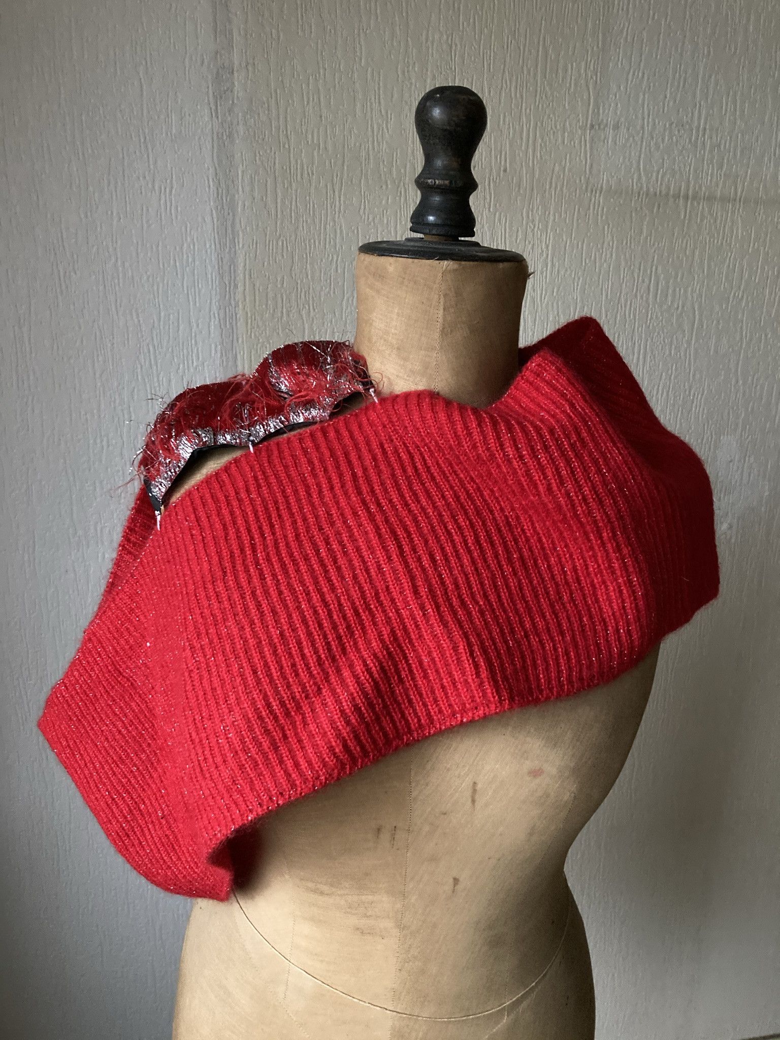 Maison Margiela Martin Margiela Red Mohair Bolero Label Fall 2004 Size M / US 6-8 / IT 42-44 - 2 Thumbnail